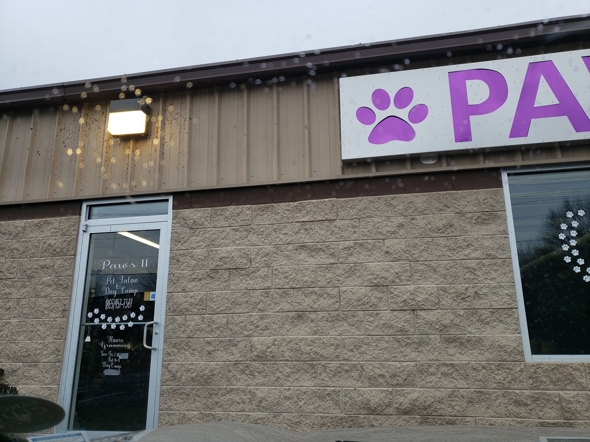 Paws Pet Salon Clinton