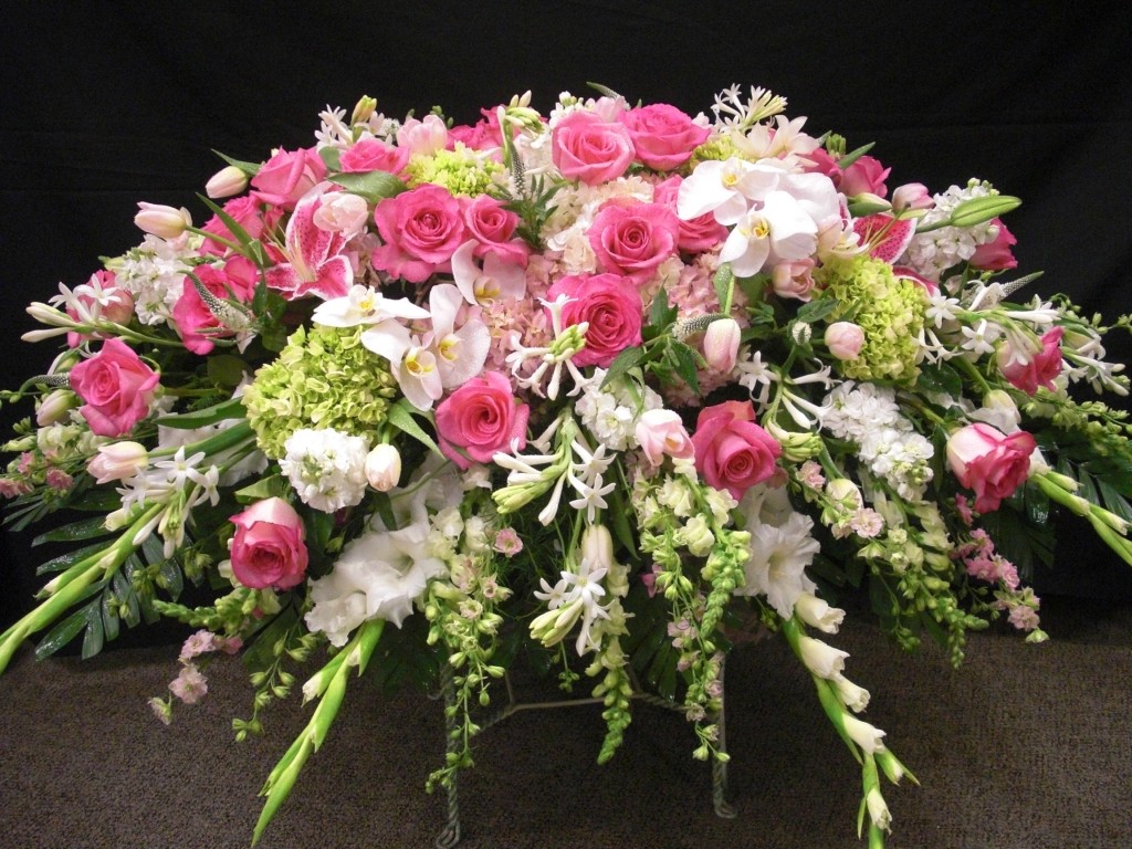 Holliday Flowers & Events Inc
