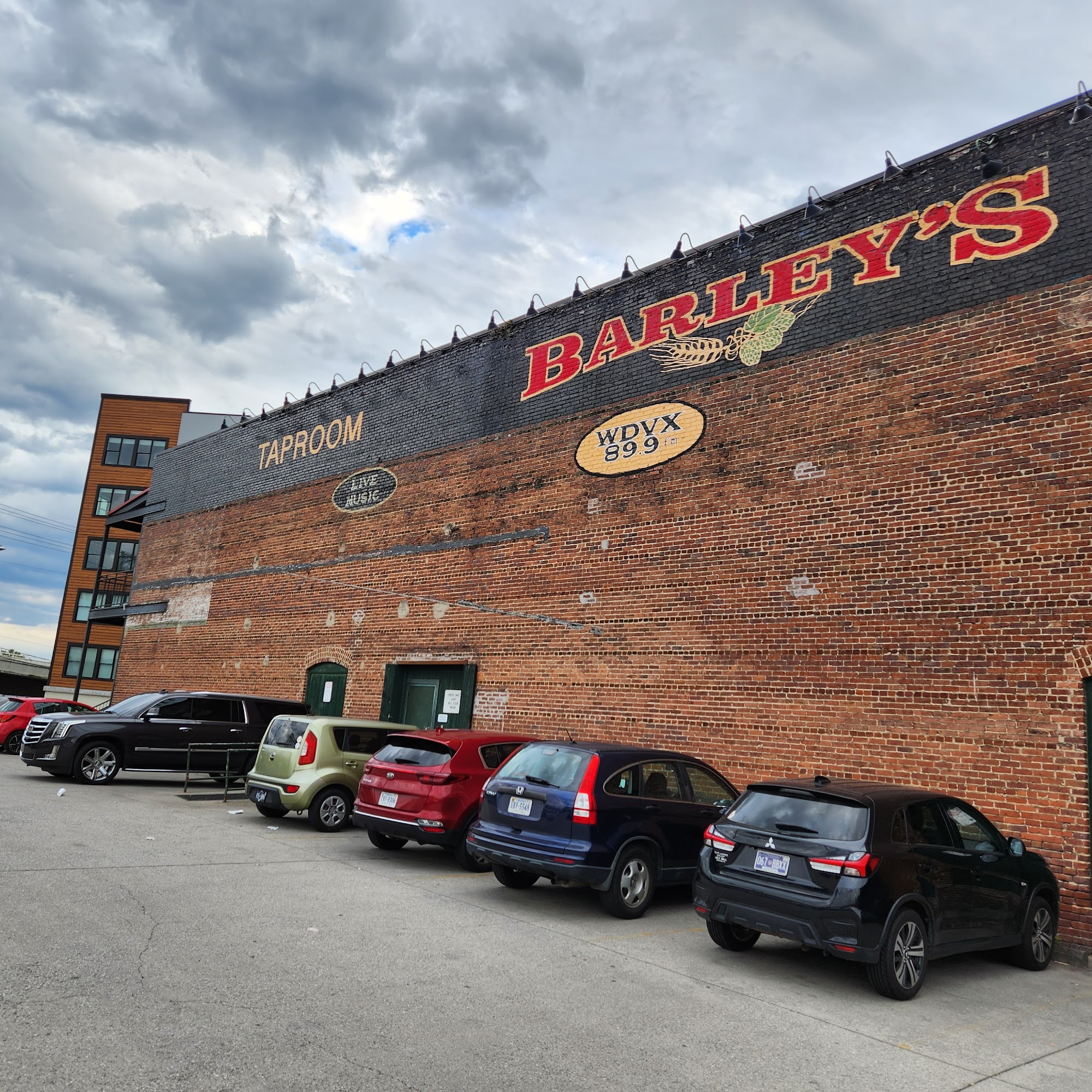 Barley's Taproom and Pizzeria