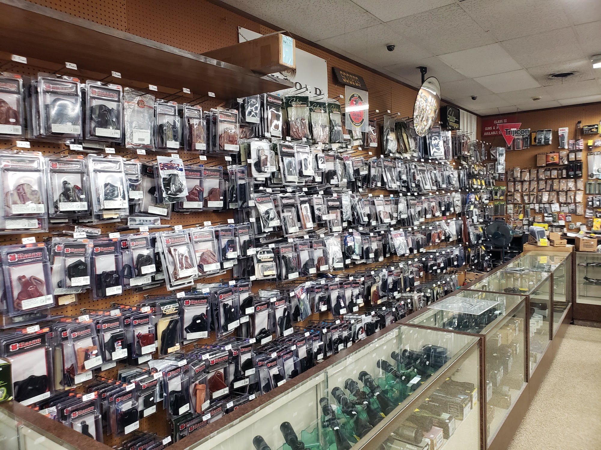 GUNS & AMMO 3615 Summer Ave, Memphis TN 38122 Loc8NearMe