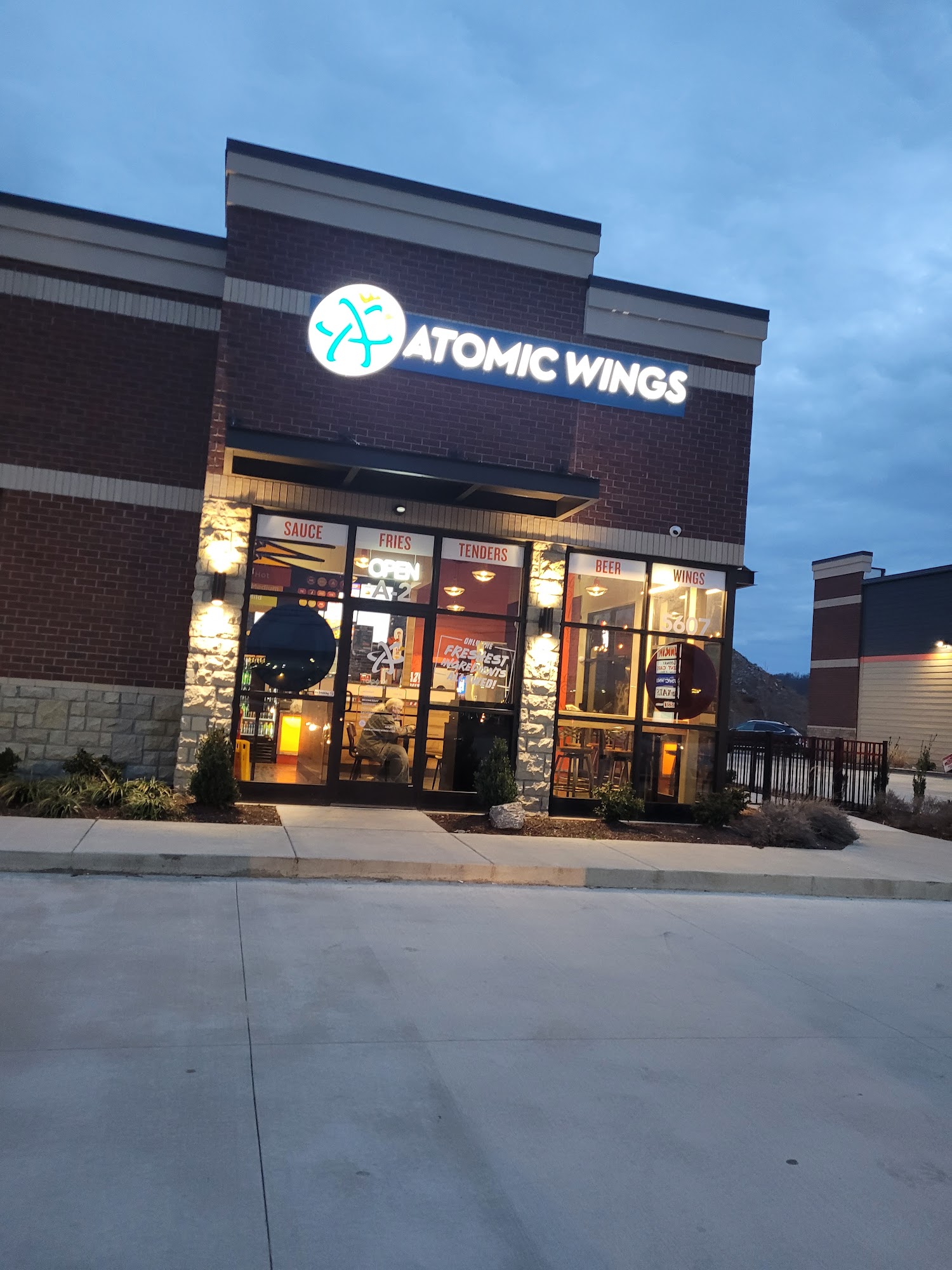 Atomic Wings Murfreesboro
