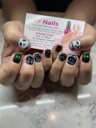 T Nails