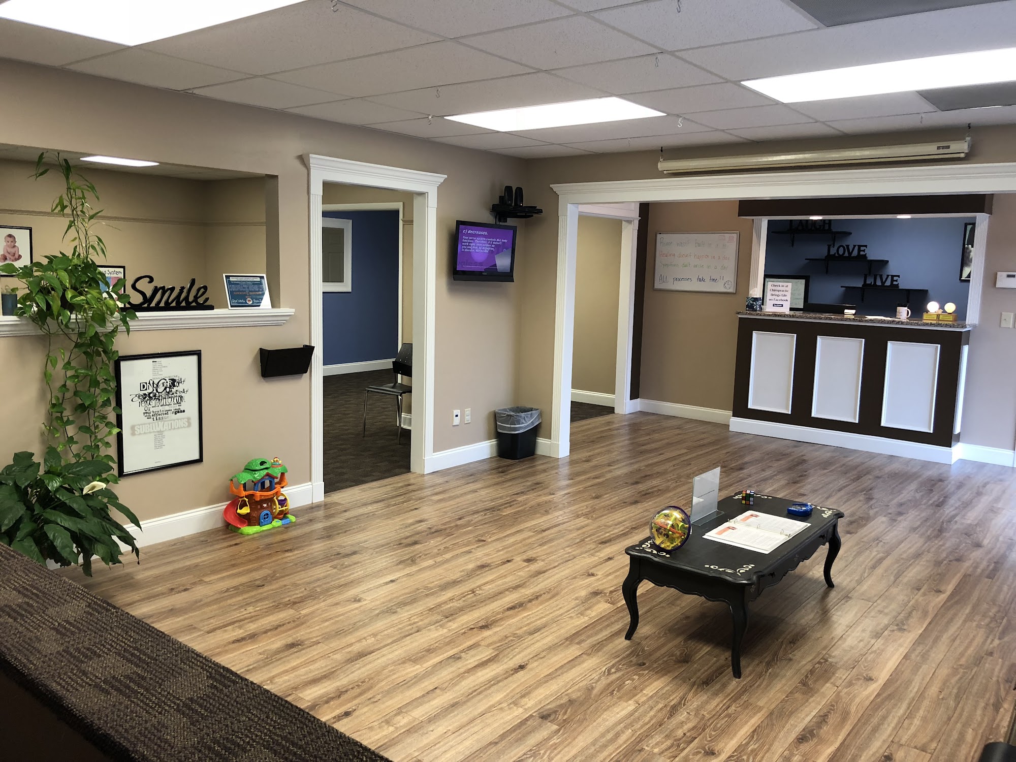 Chiropractic Brings Life 103 Pavo Ave, Waverly Tennessee 37185