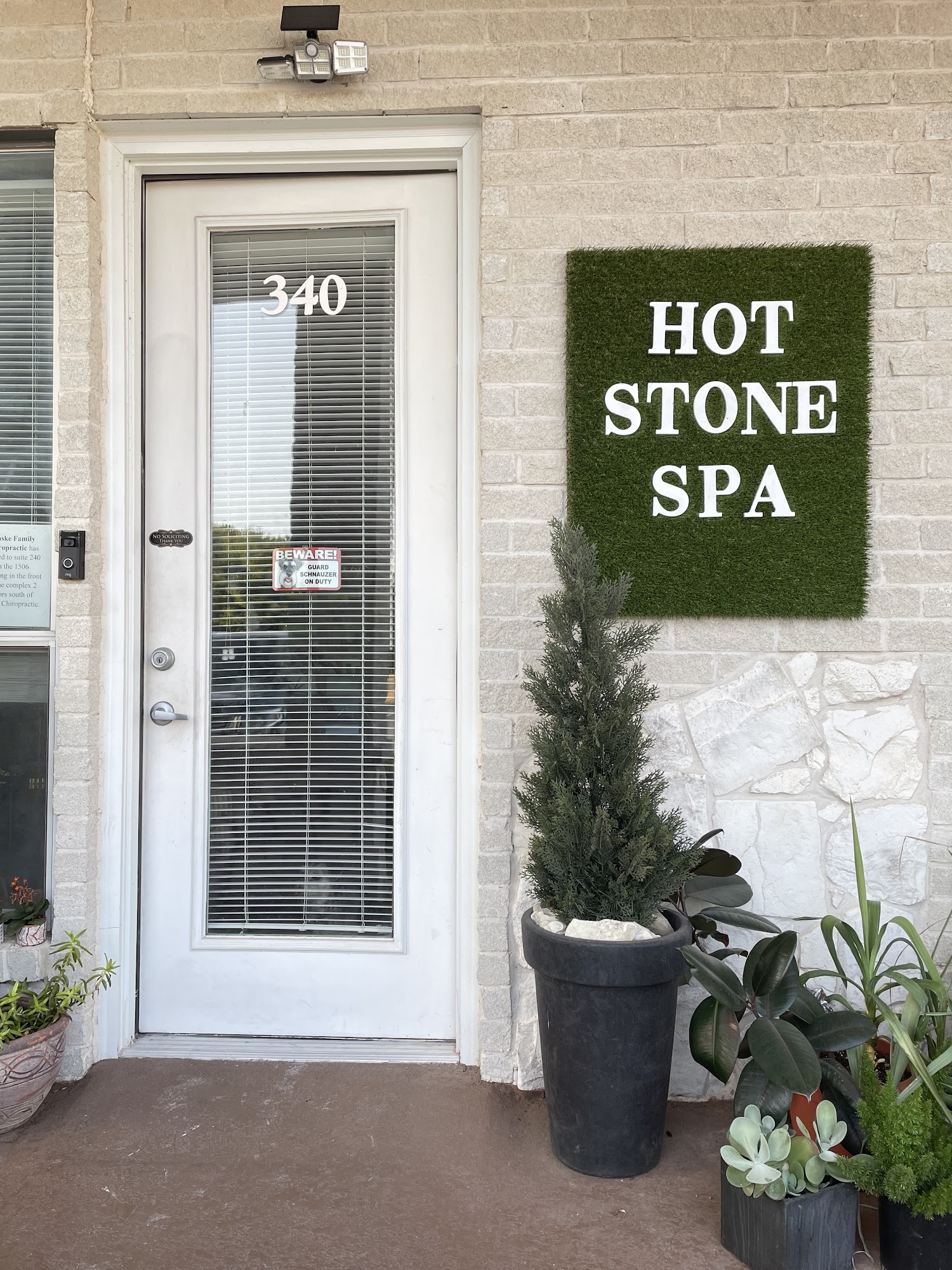 Hot Stone Spa (FSA & HSA accepted)