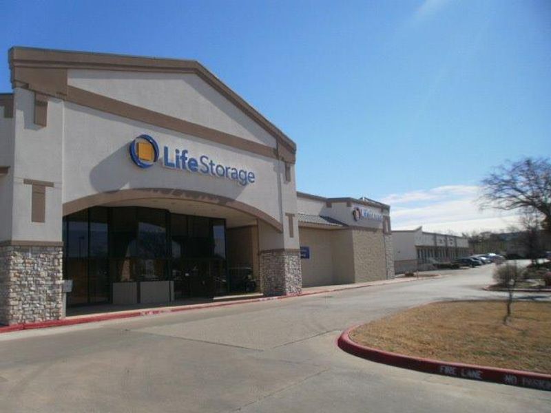 Life Storage - Arlington