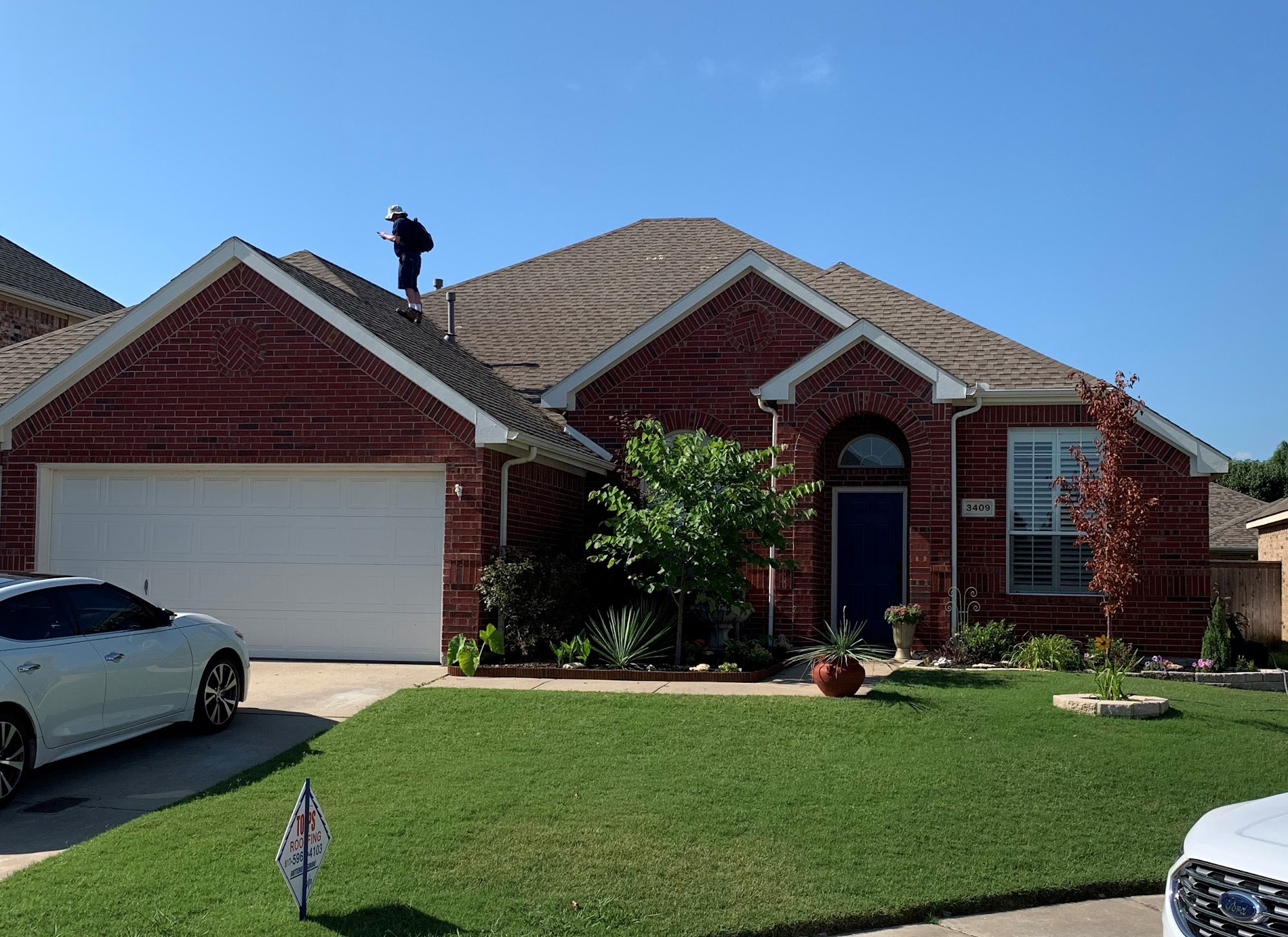 Tops Roofing Company 1009 Edgewood Trail, Benbrook Texas 76126