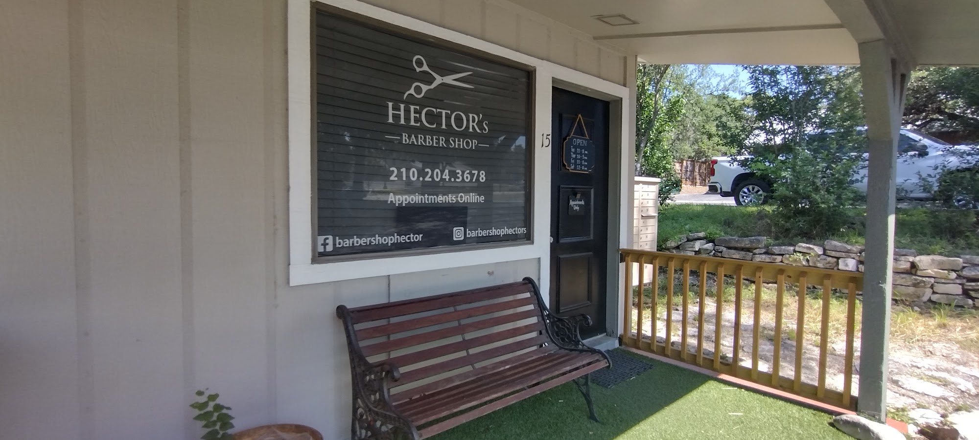 Hector's Barber Shop