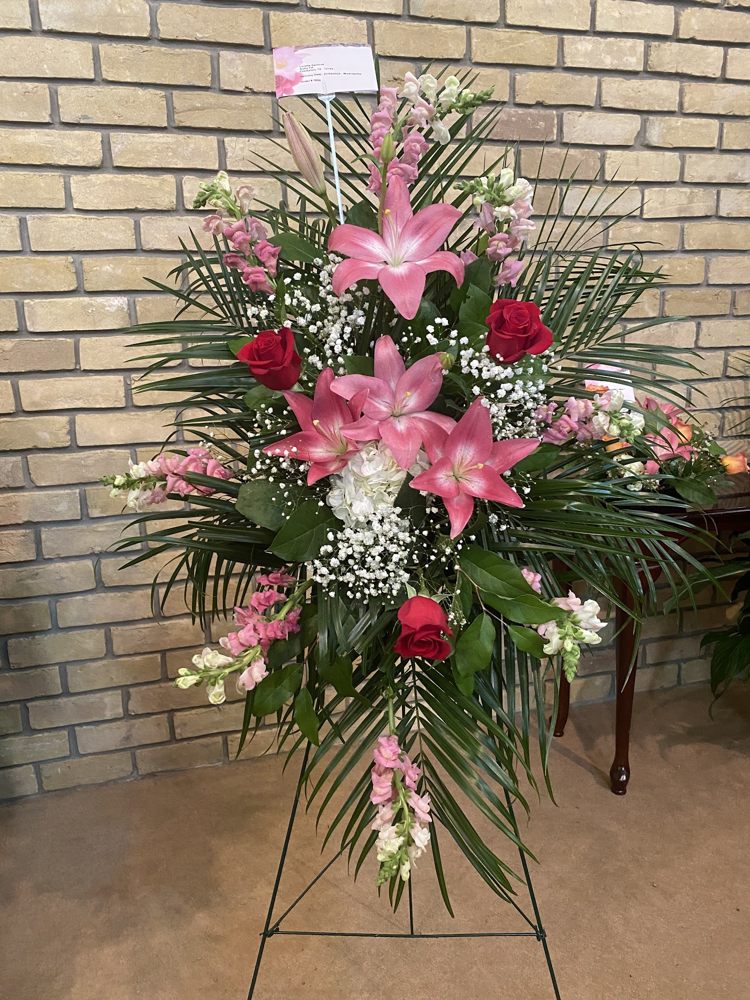 Flowers By Sue 120 N Houston St, Bullard Texas 75757