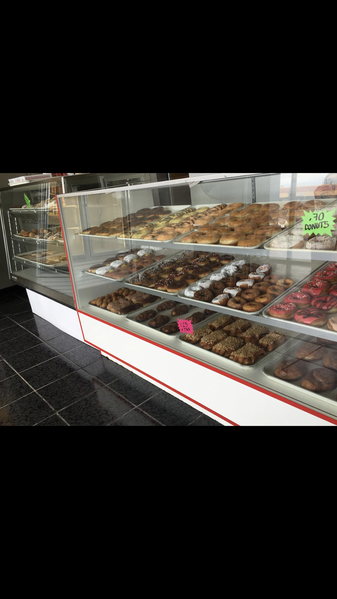 Marcy’s Donuts