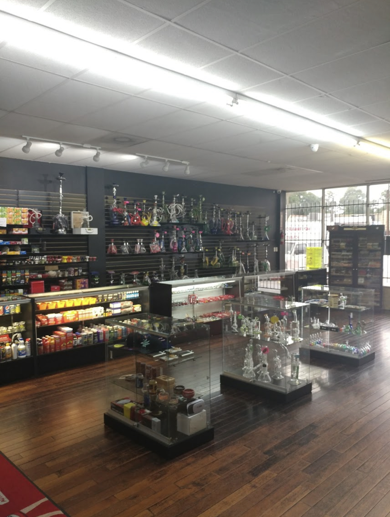 Tokin Eddie's Smoke & Hookah Shop