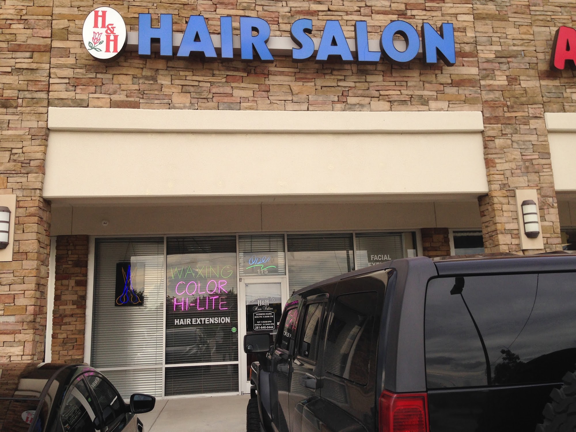 H & H Hair Salon
