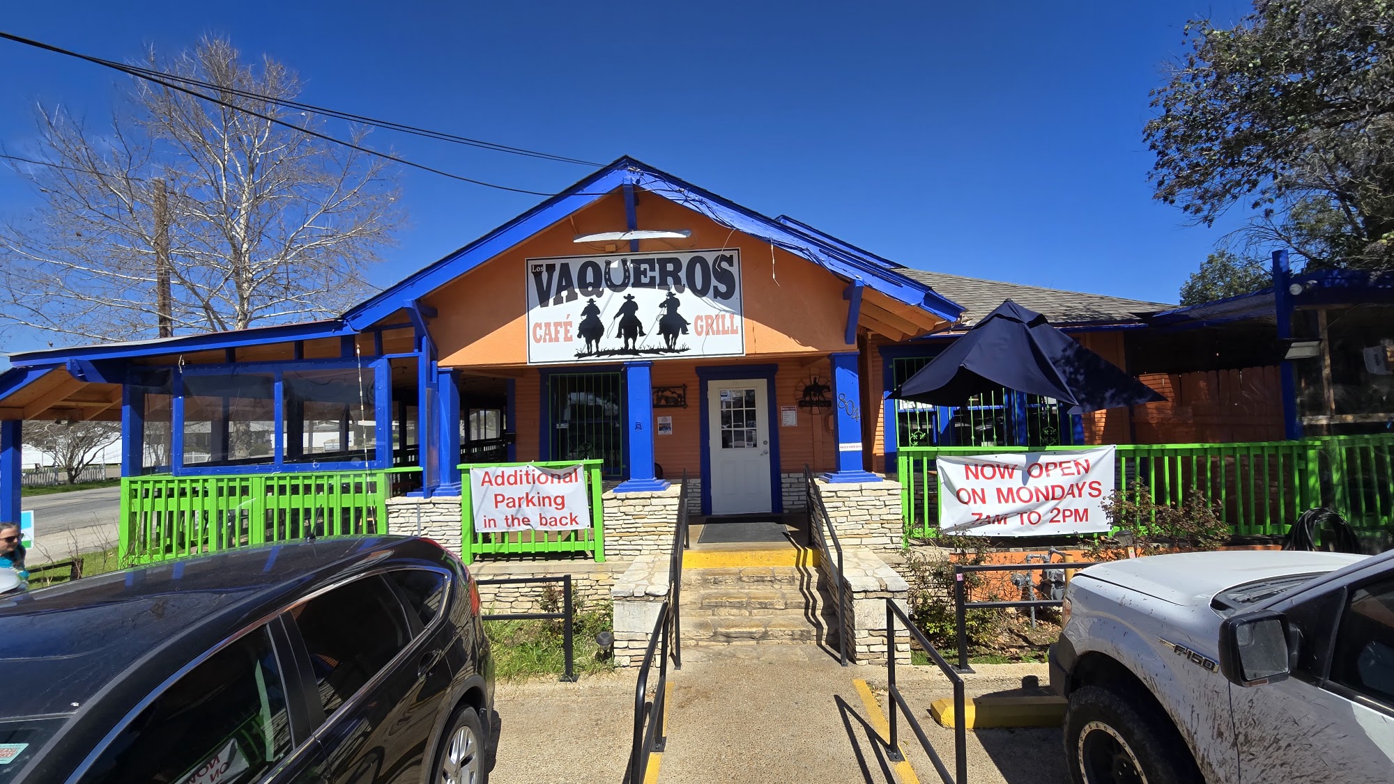 Los Vaqueros Cafe & Grill