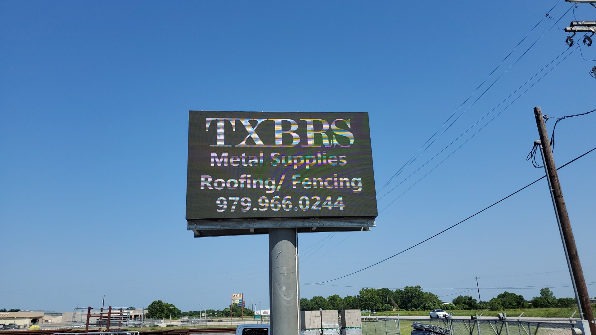 Texas Building & Roofing Supplies 3435 State Hwy 71, La Grange Texas 78945