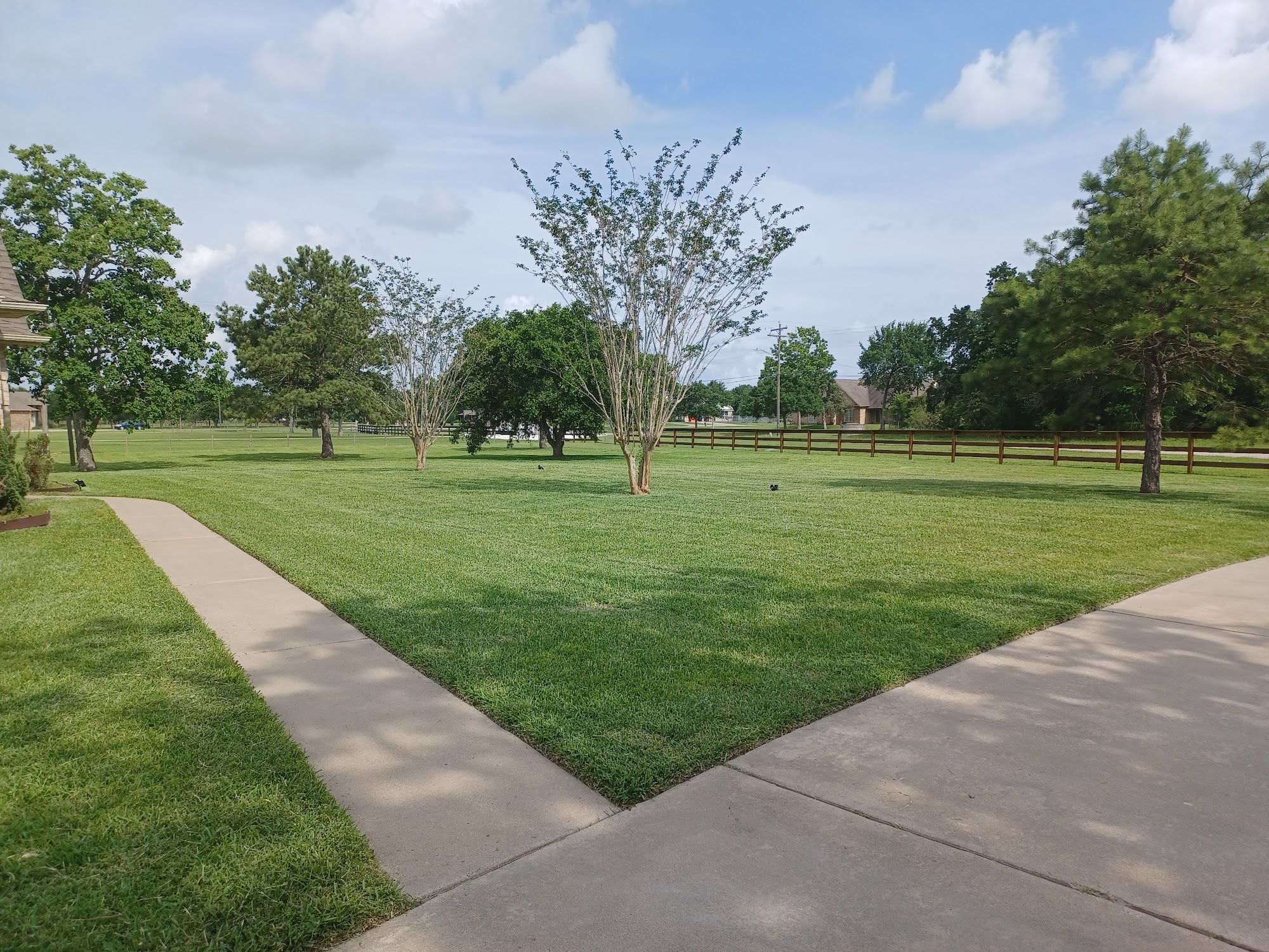 American Lawns 2709 Meadow Ln, La Marque Texas 77568