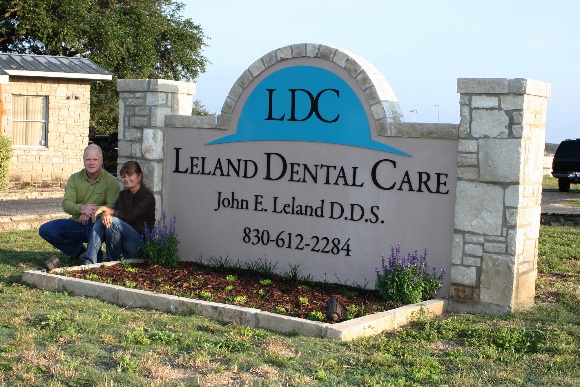 Leland Dental Care 102 Oak Valley Dr, Lakehills Texas 78063