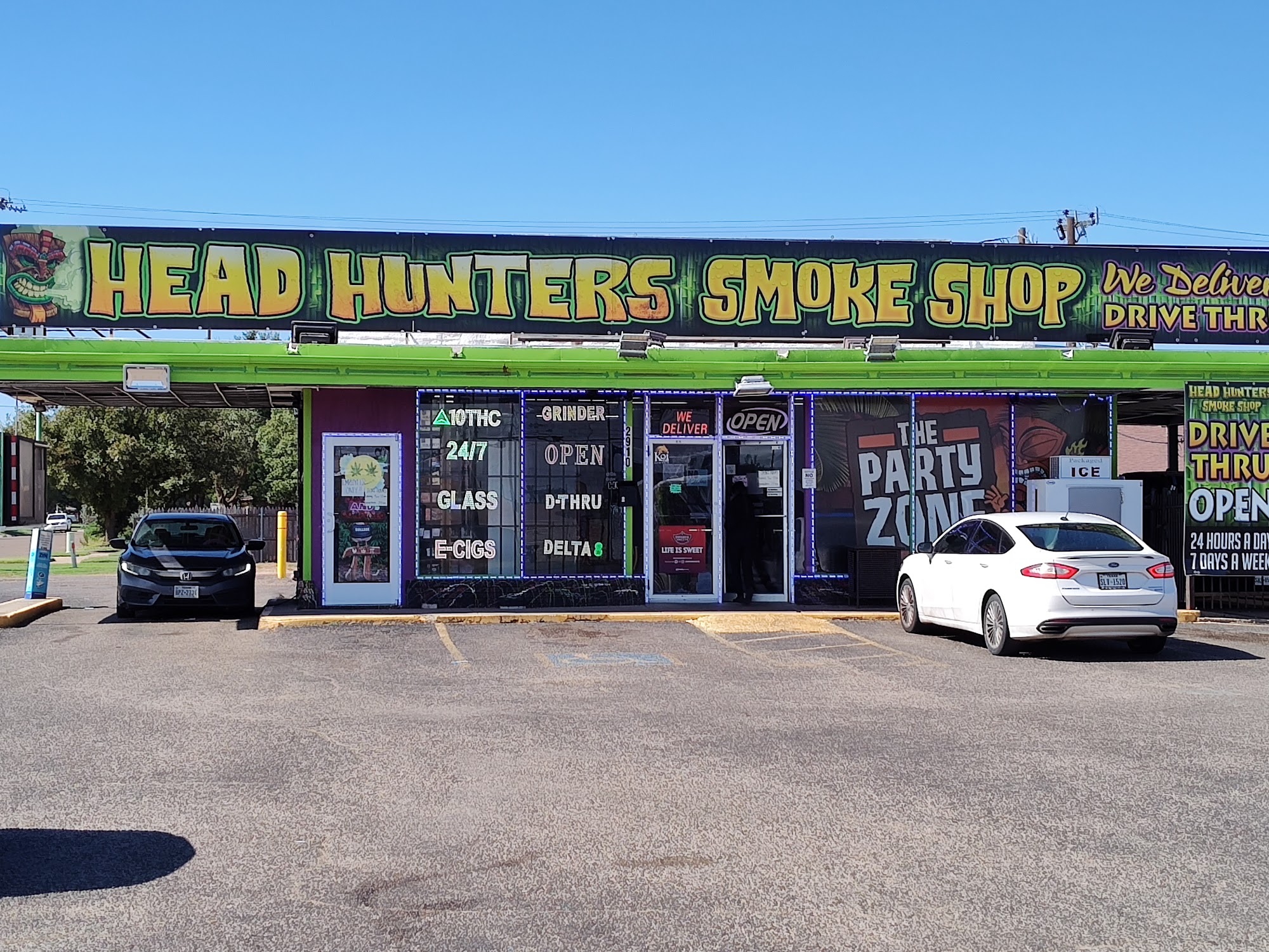 Head Hunters Smoke & Vape Shop