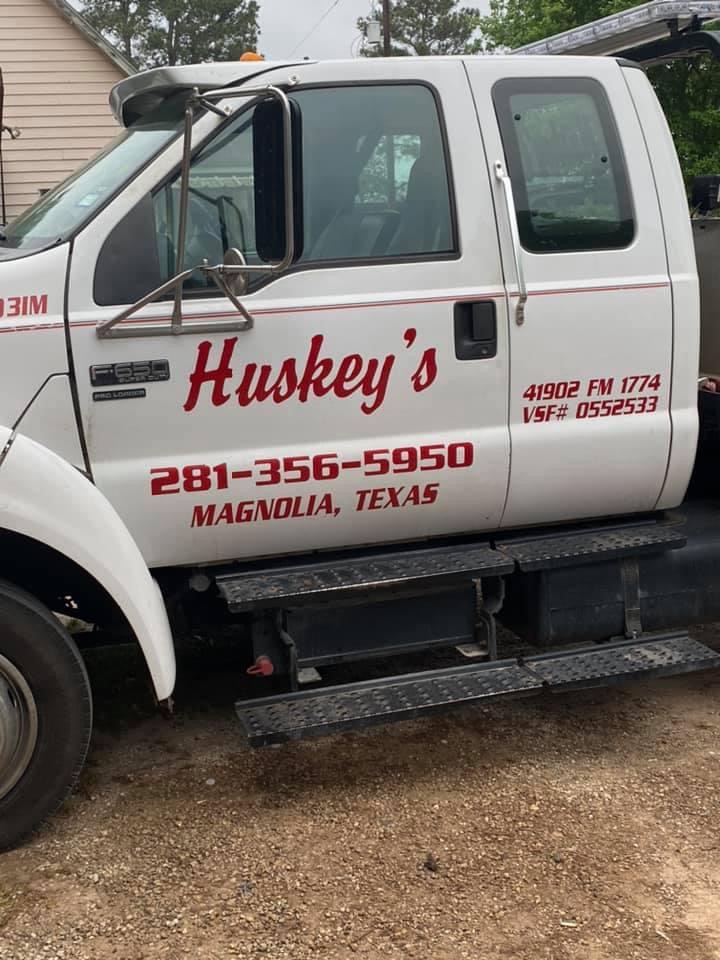 Huskey's Towing and Recovery