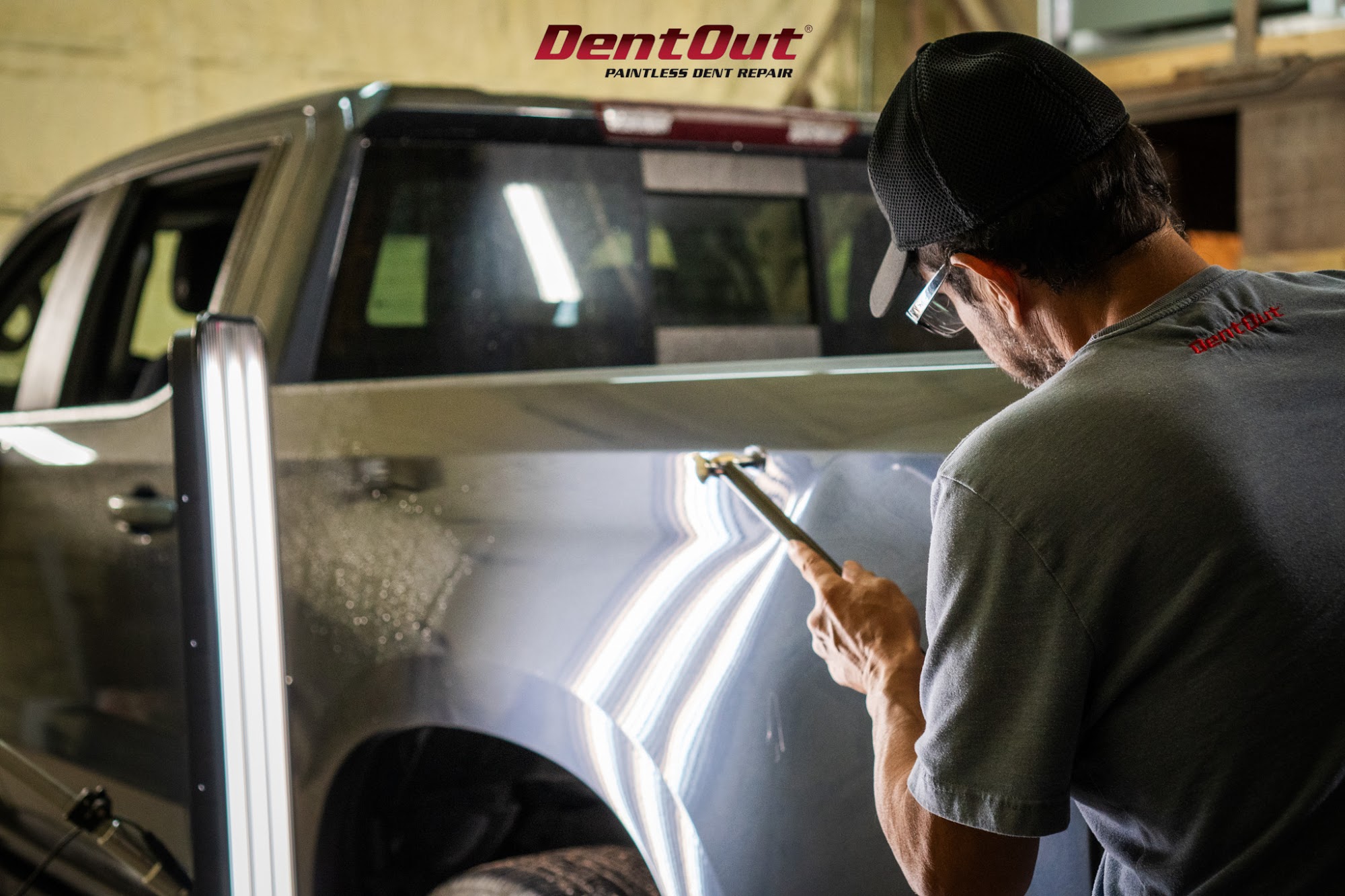 DentOut - Paintless Dent Repair