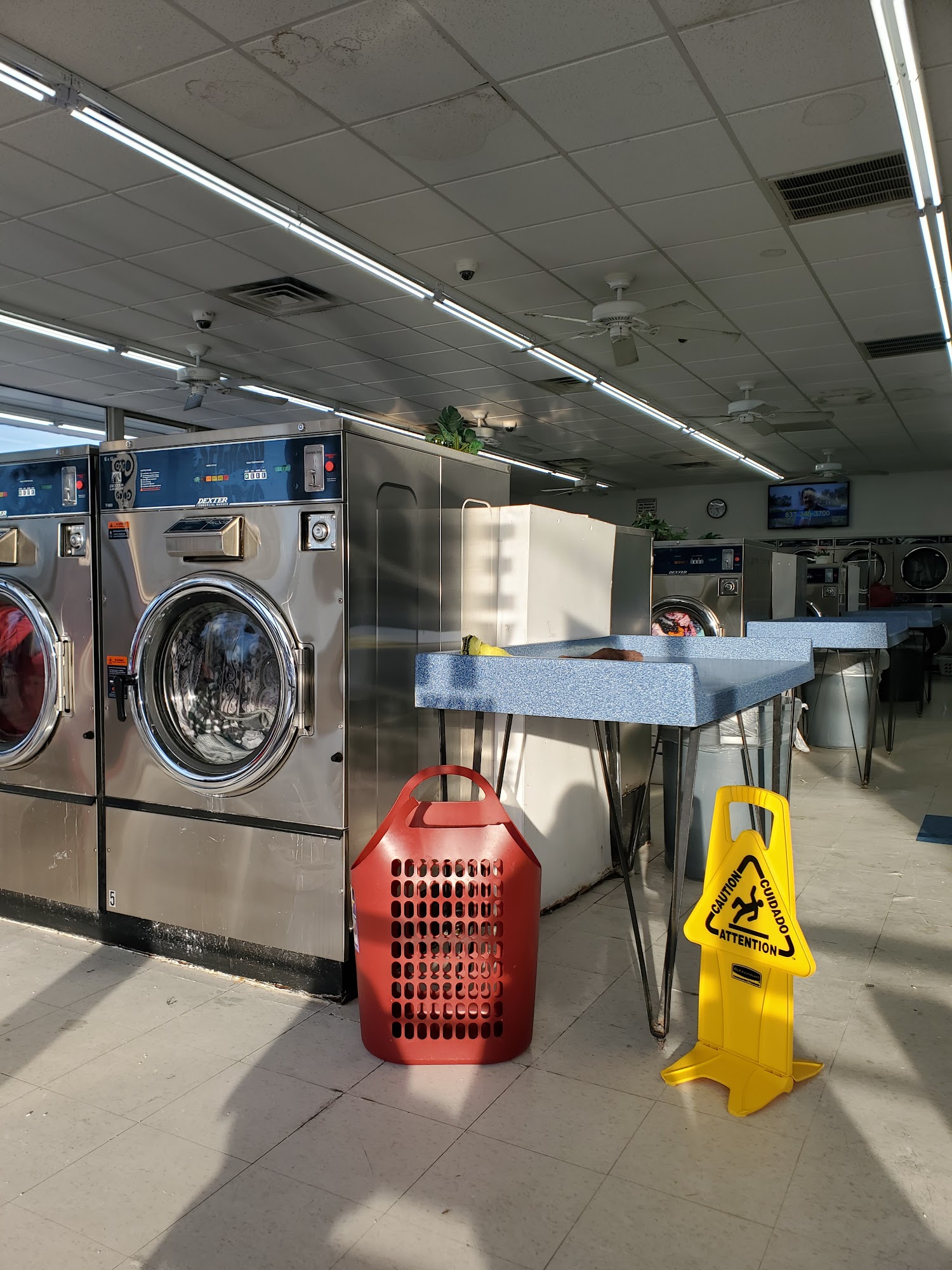 Mesquite Wash & Dry Coin Laundry - Laundromat