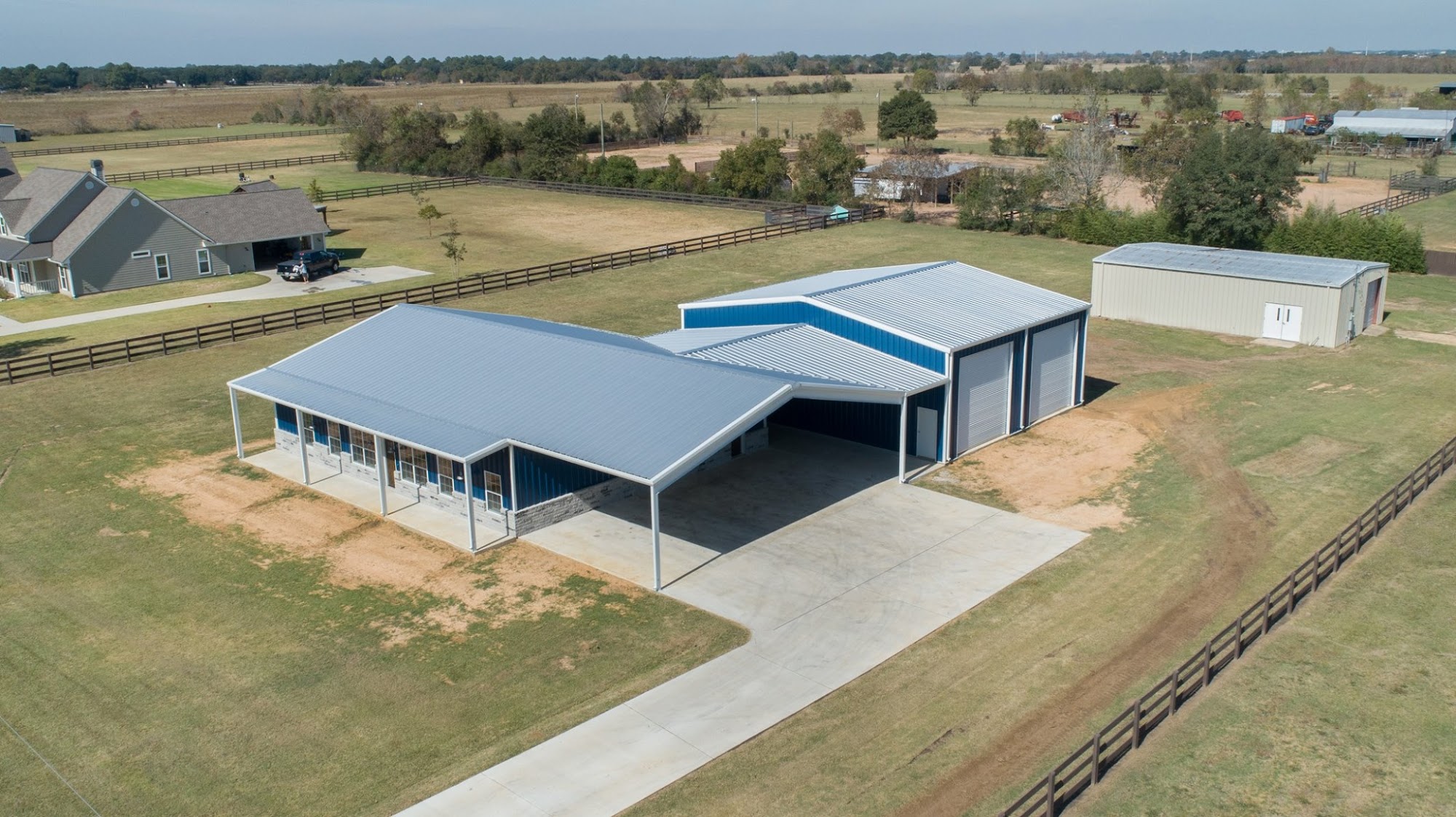 Hilco Metal Roof Supply & Services 12503 Hwy 6, Navasota Texas 77868