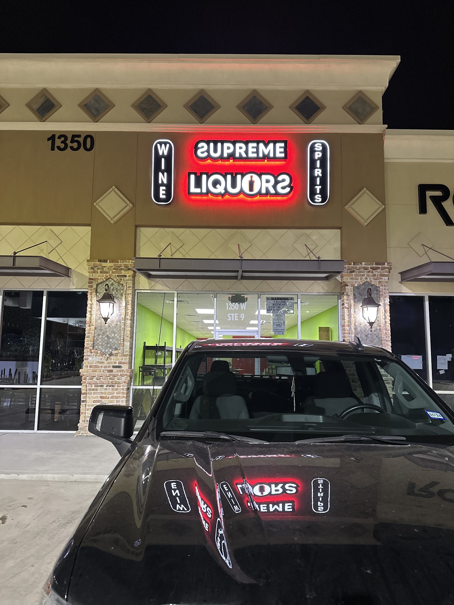 Supreme Liquors Store