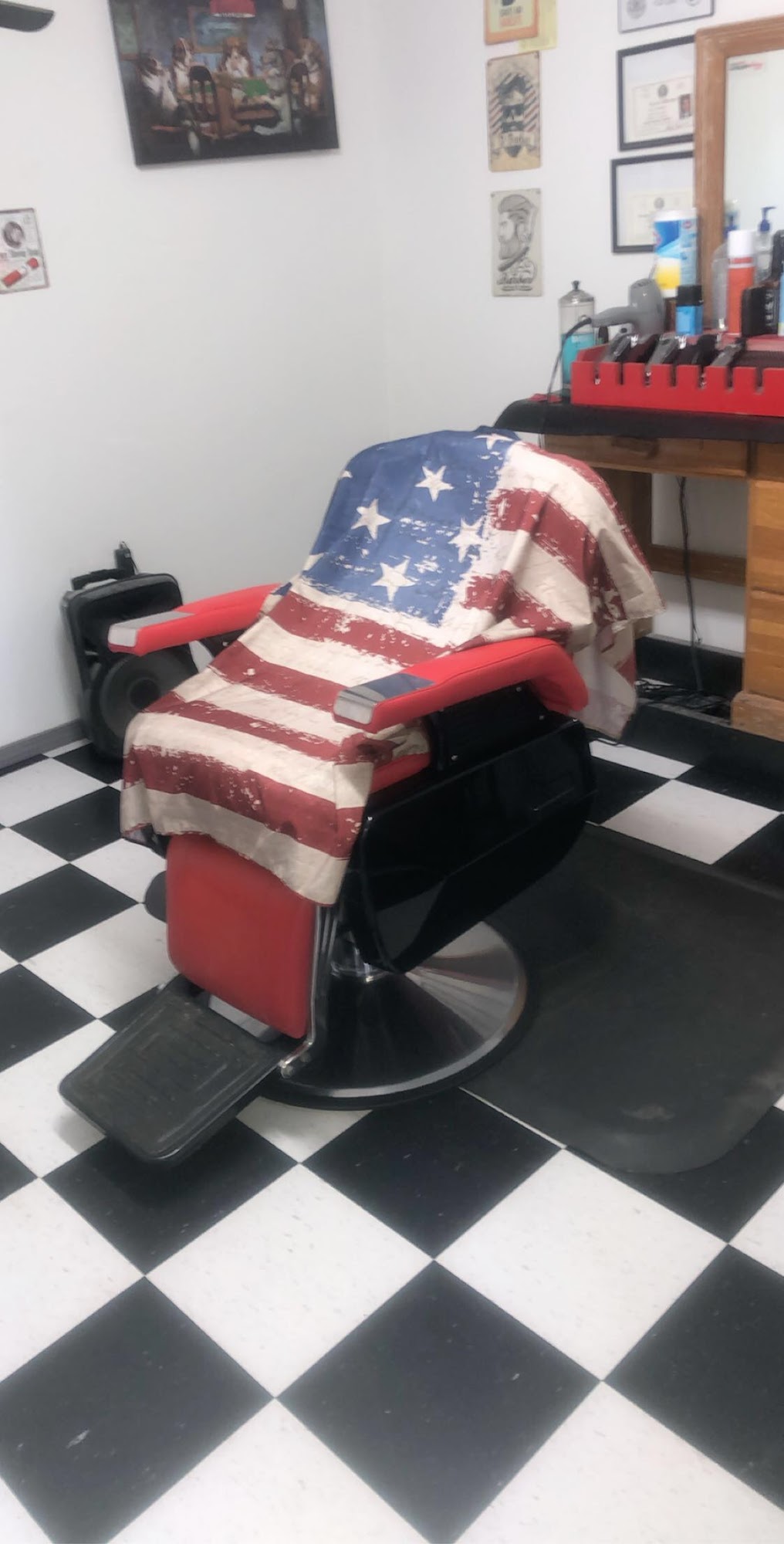 5AKUTZ Barber Shop & Salon 404 N Cedar St, Pecos Texas 79772