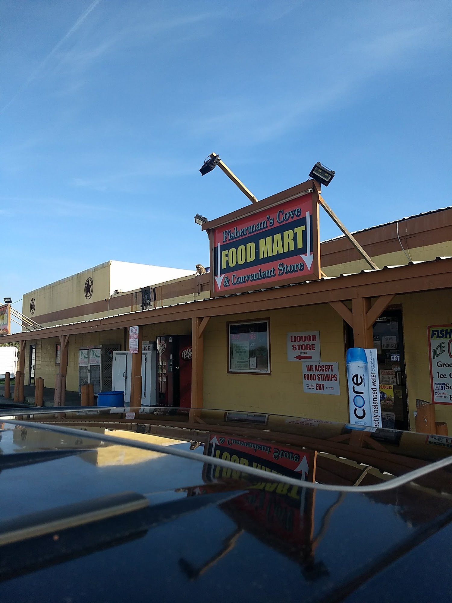 Fisherman's Cove Food Mart & Hunt Brothers Pizza