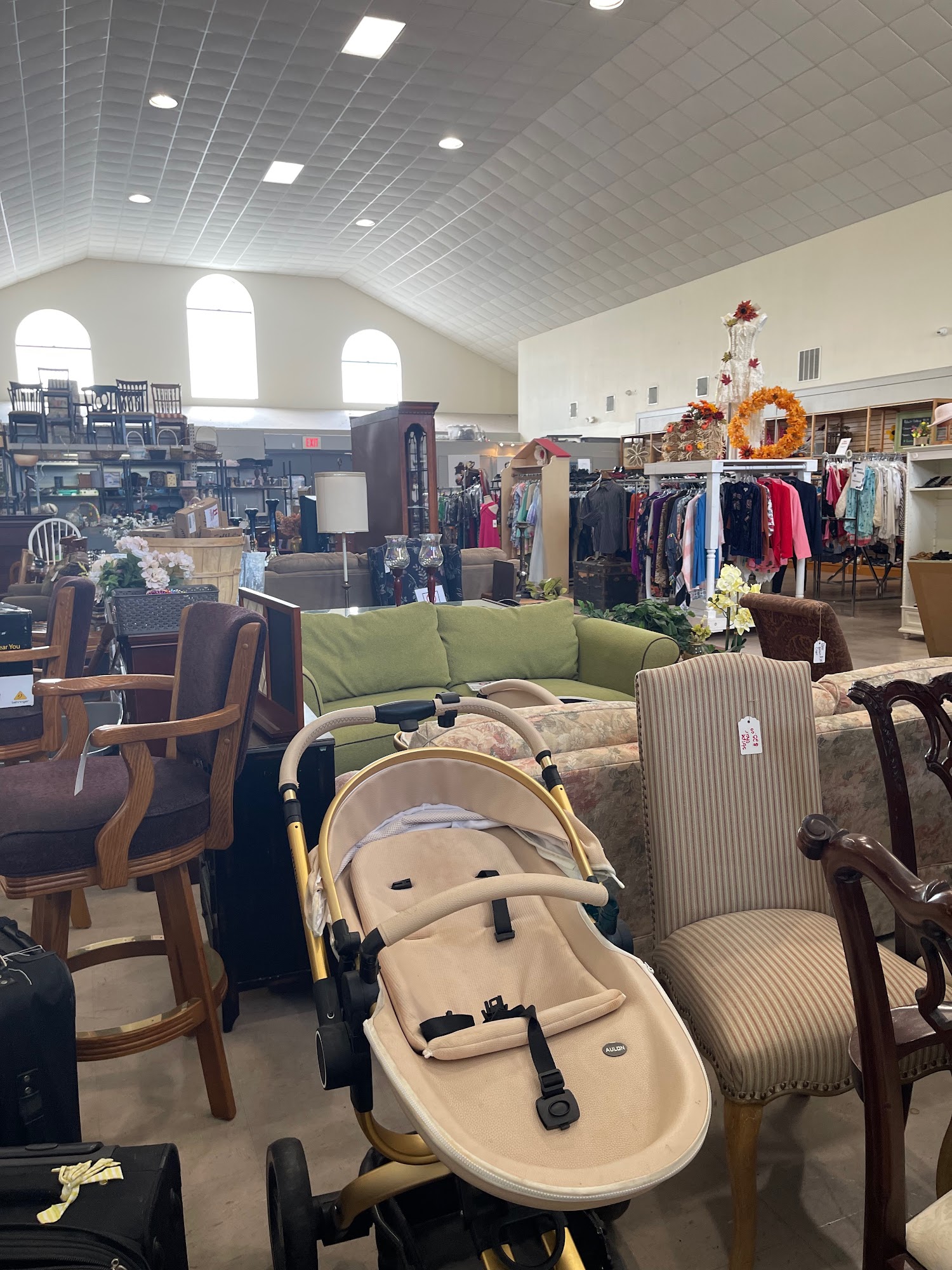 Rockwall County Helping Hands Thrift Store & Boutique