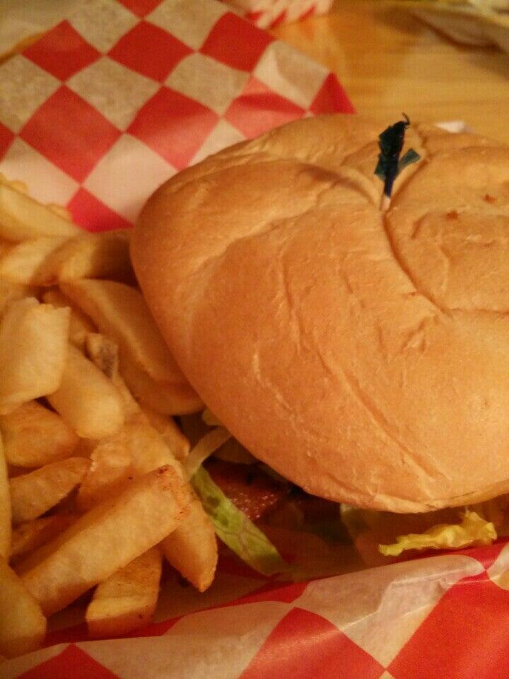 Mad Mack's Burger