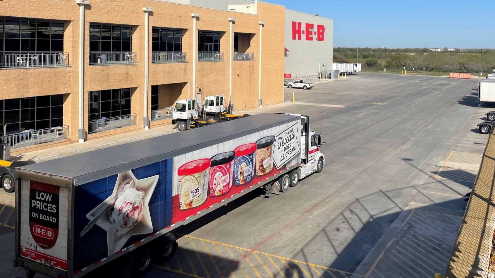 H-E-B Super Regional - Partner/Visitor Entrance (No Trucks)