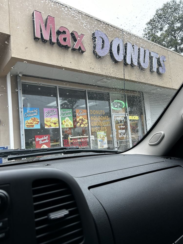 Max Donuts