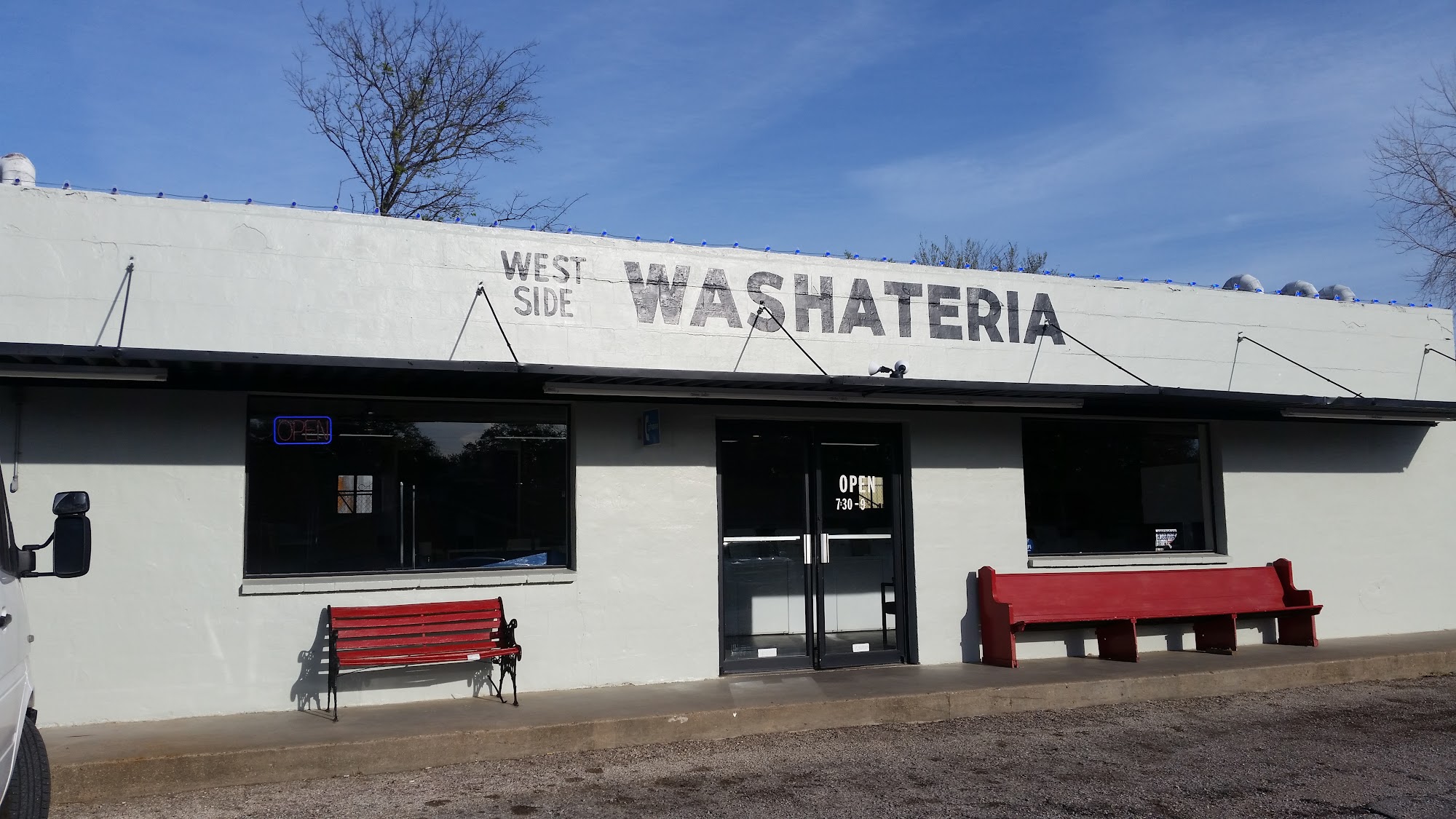 West Side Washateria