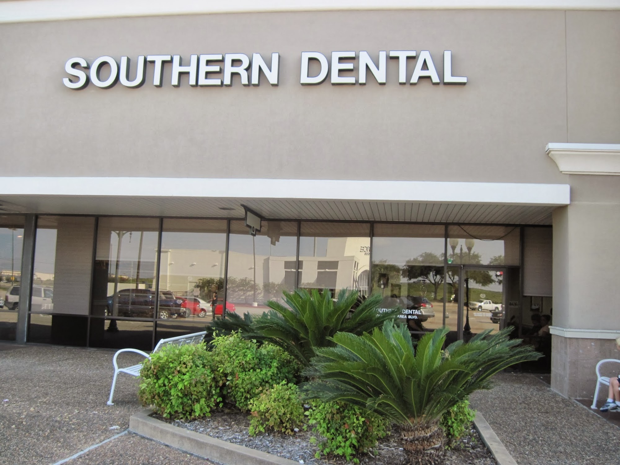 Southern Dental Associates at Baybrook