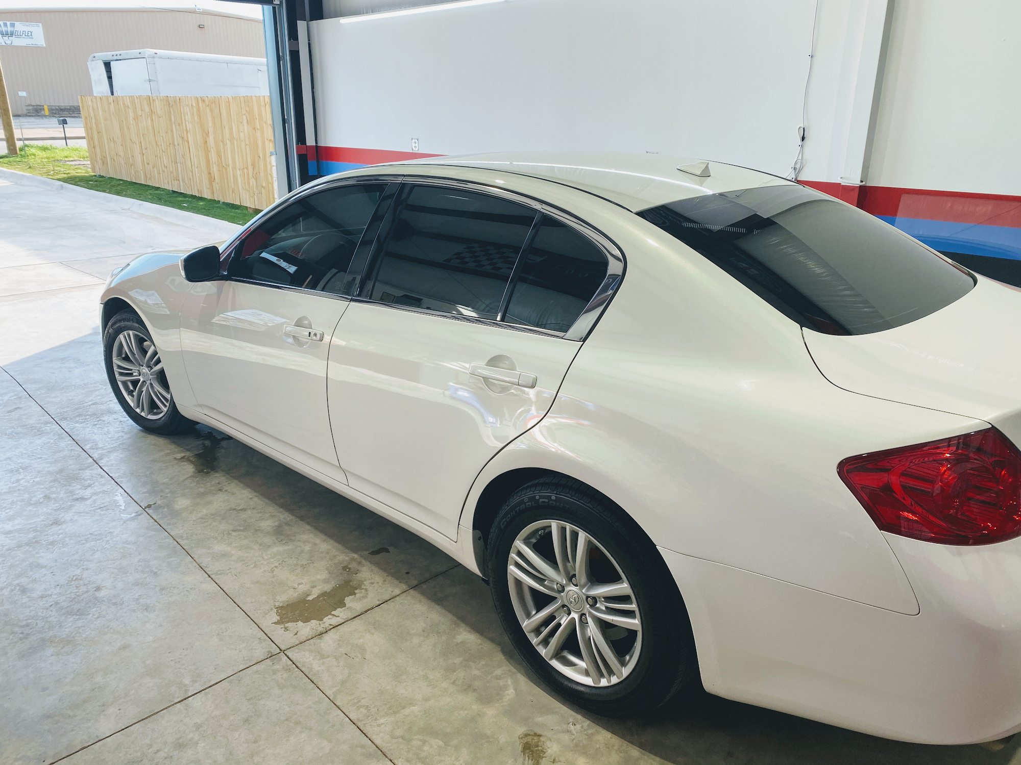 Magic Shade Window Tinting & Detailing 7604 White Settlement Rd, White Settlement Texas 76108