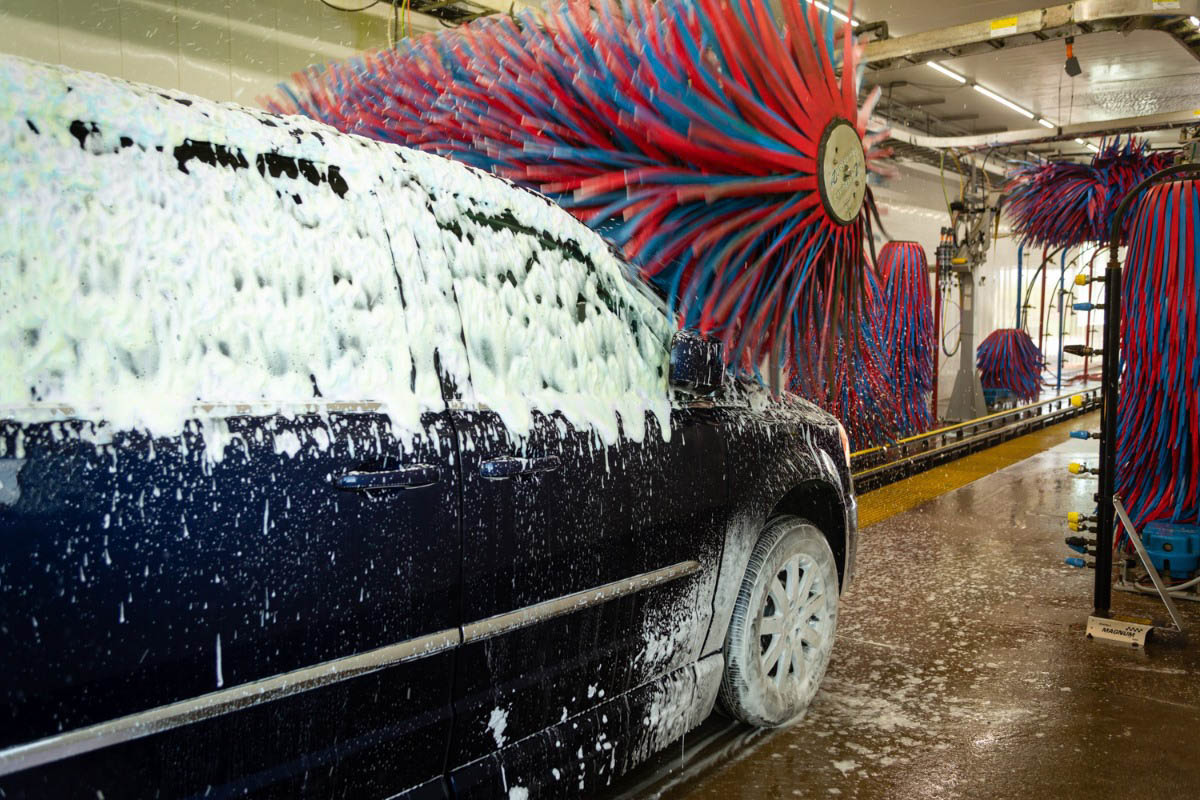Super Tunnel Car Wash