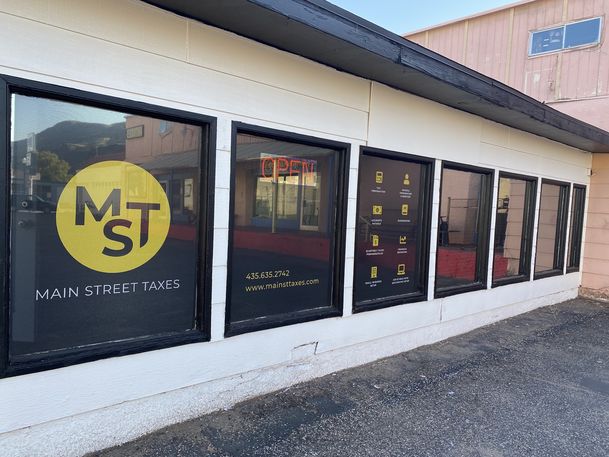Main Street Taxes & Business Services 25 E State St B, Hurricane Utah 84737