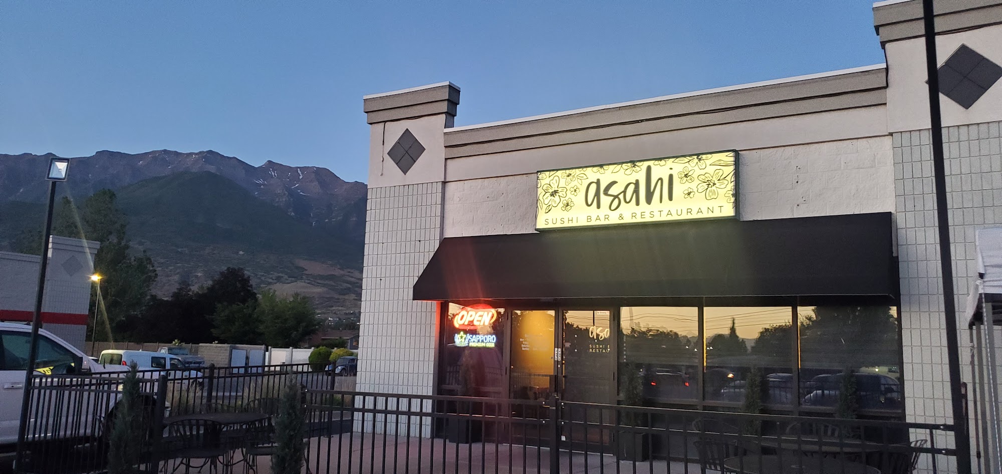 Asahi Sushi Bar & Restaurant