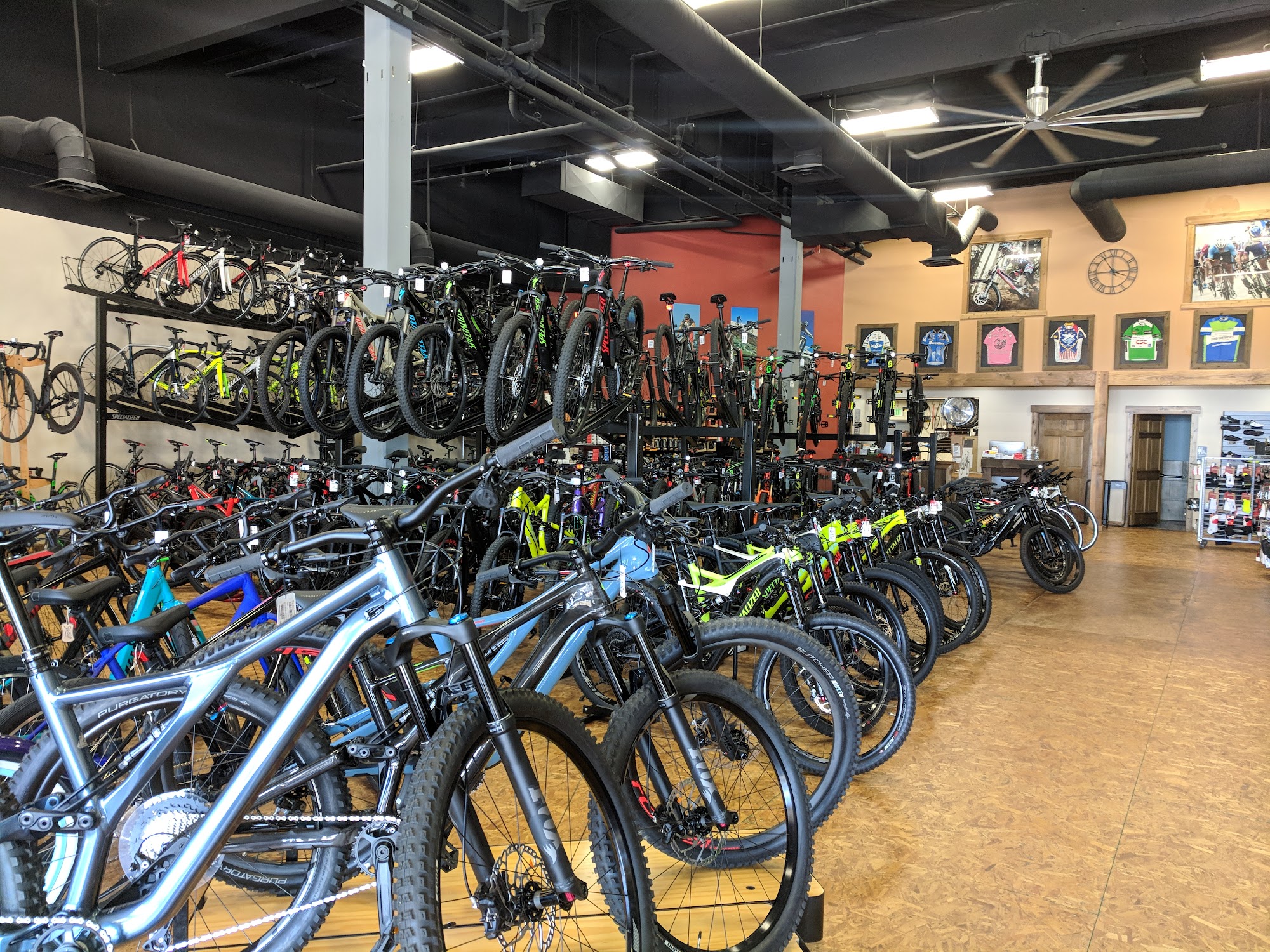 HANGAR 15 Bicycles - Millcreek