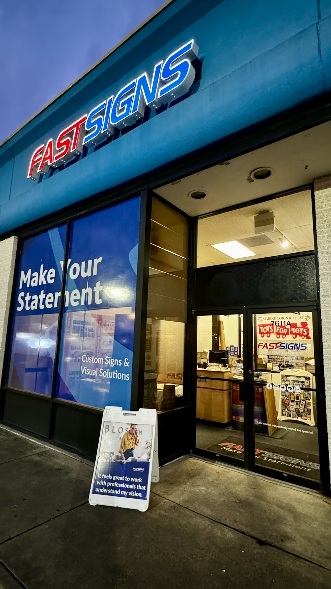 FASTSIGNS