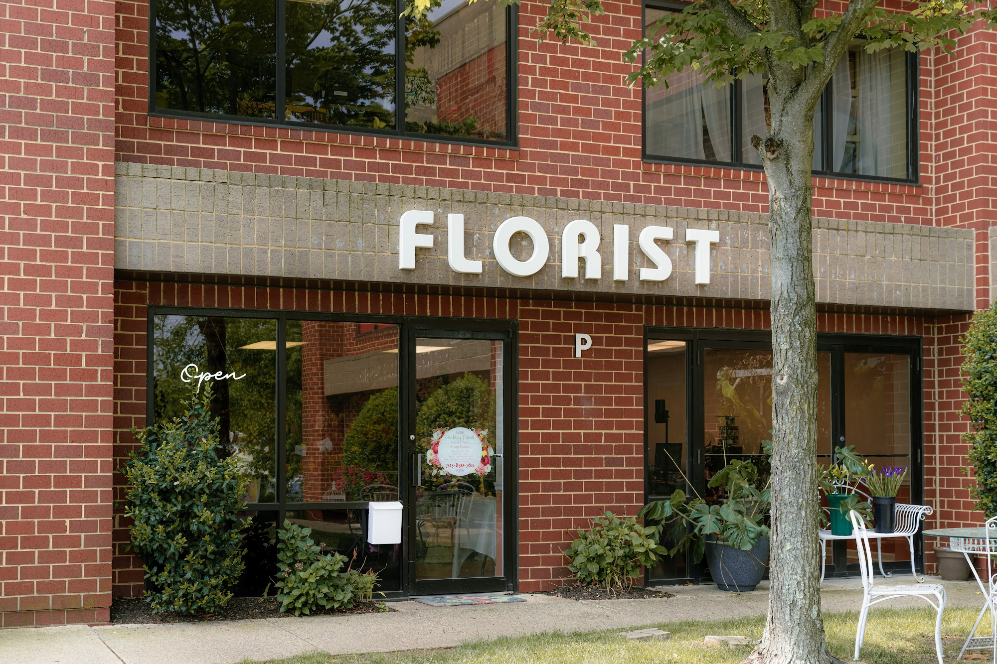 Fantasy Florist & Flower Delivery