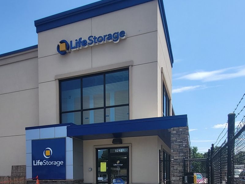 Life Storage - Chesapeake