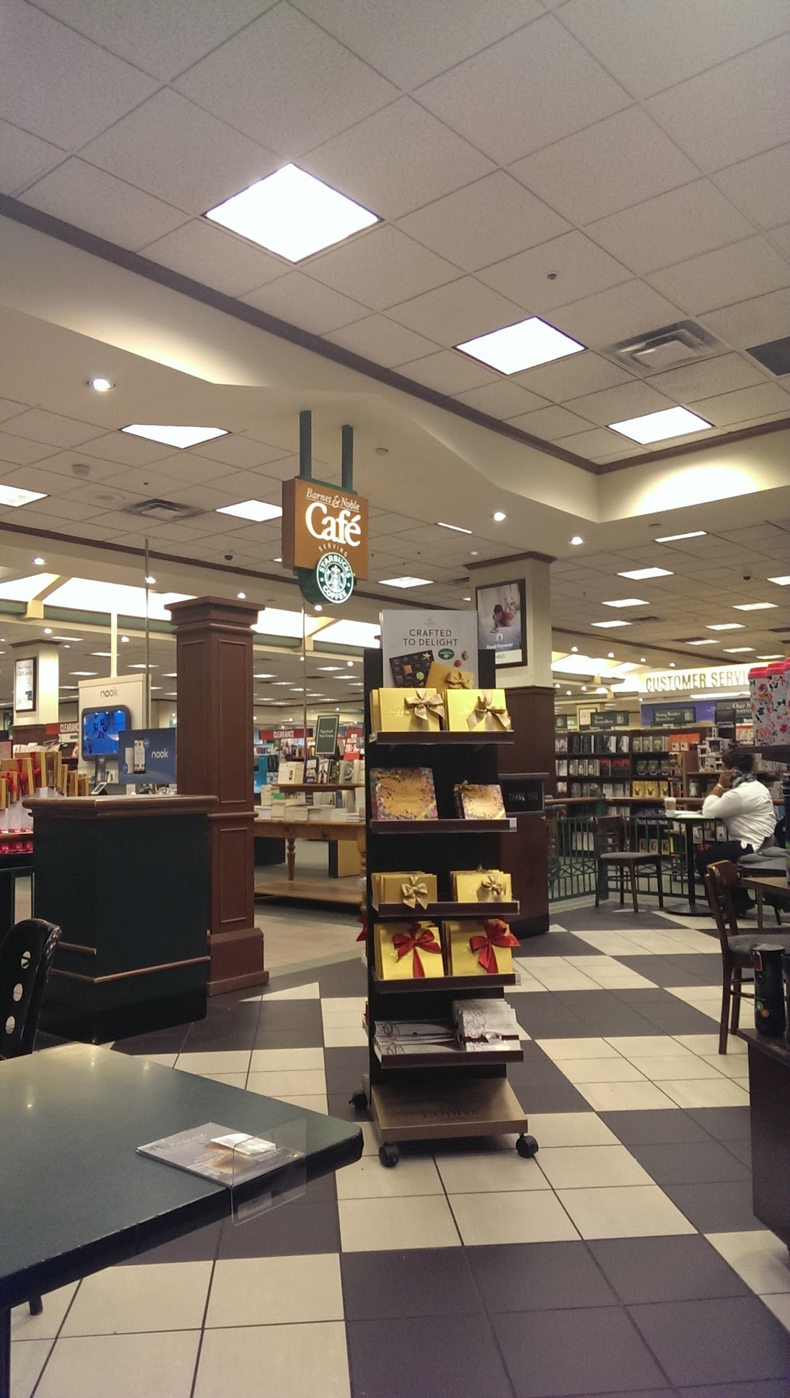 Barnes & Noble