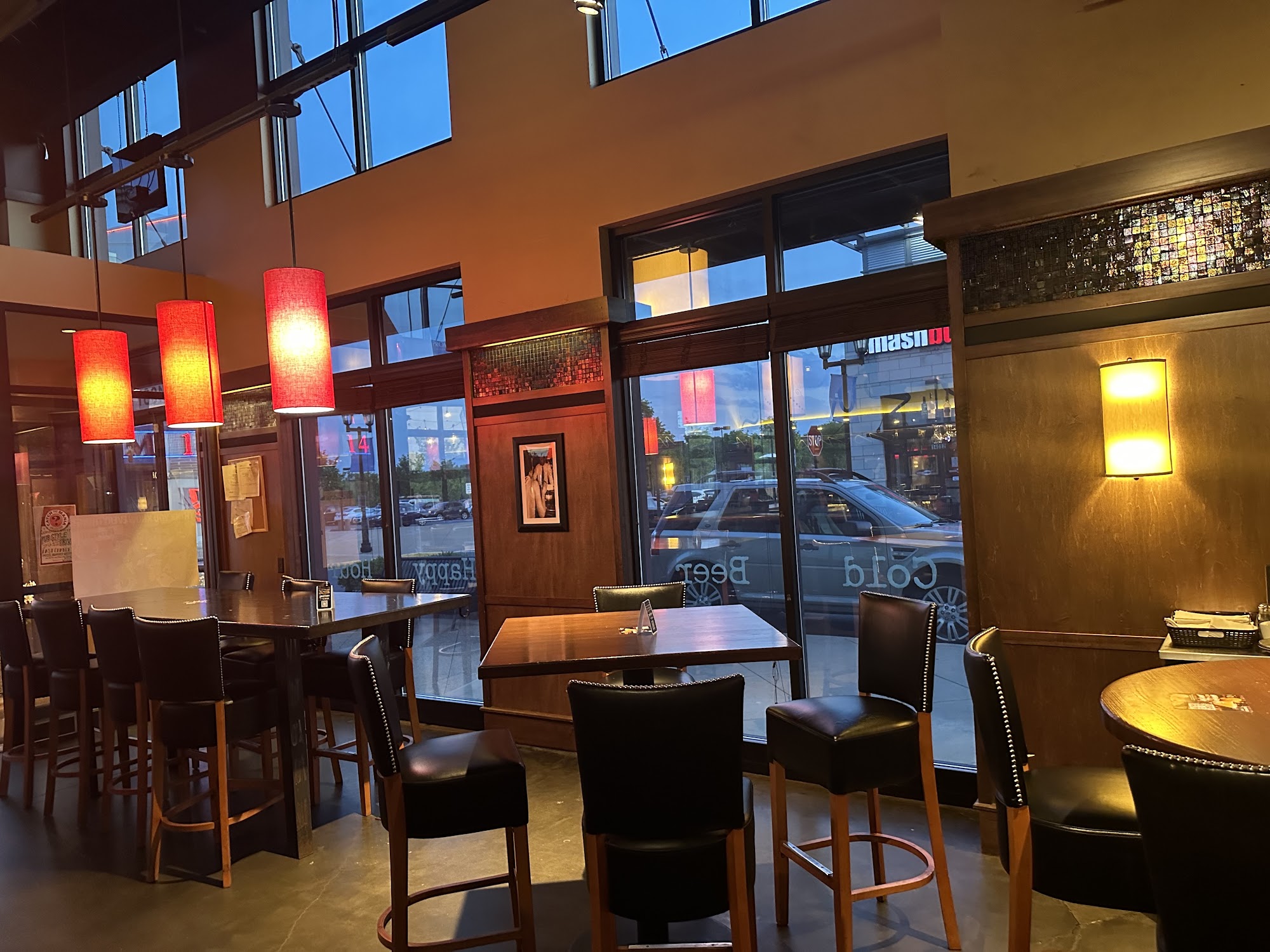 Gfuwrestaurants Near Regal Theater 53 - 0yqzl6j