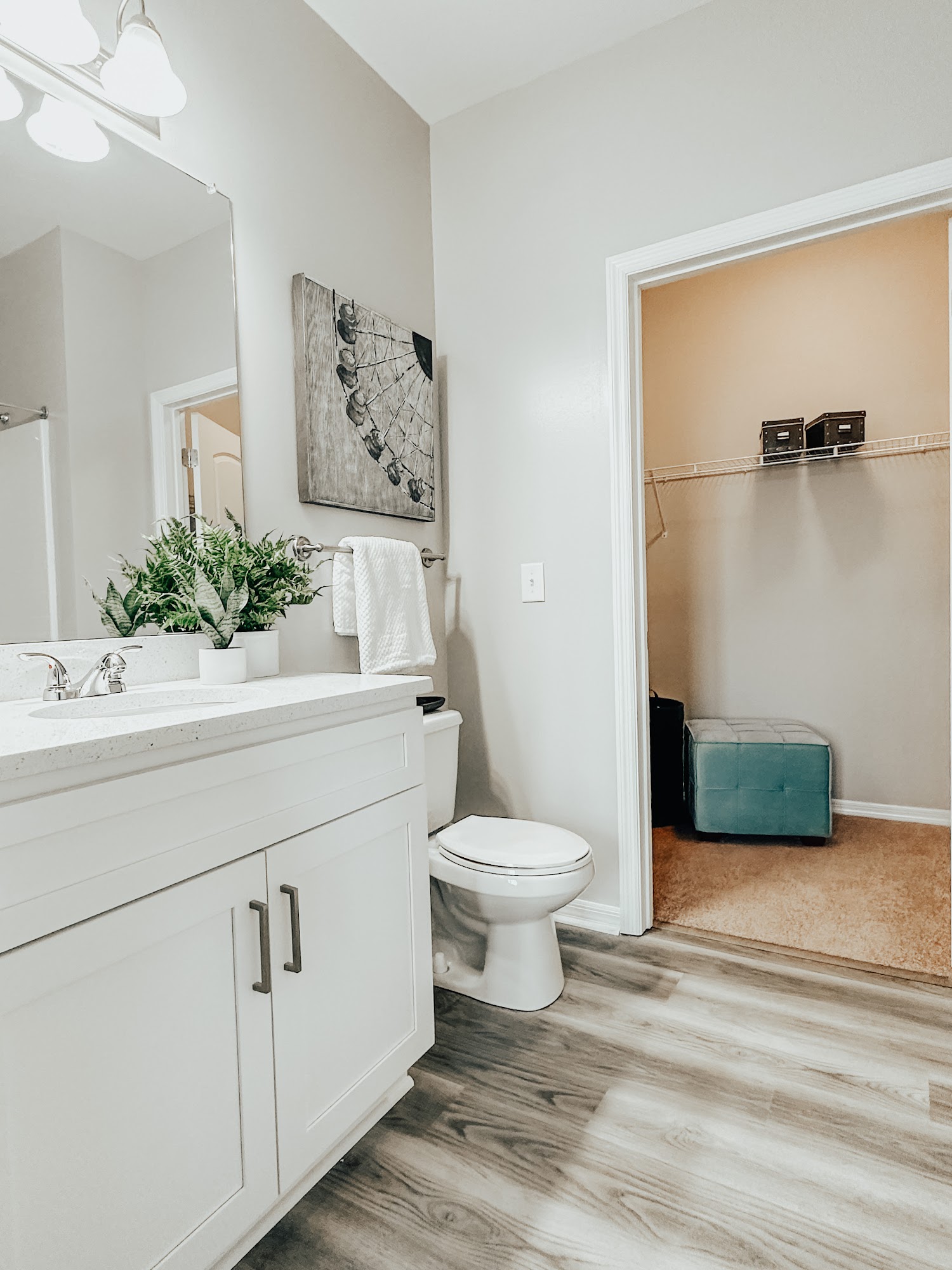 MONTICELLO AT TOWN CENTER 100 Monticello Mews, Hampton VA 23666