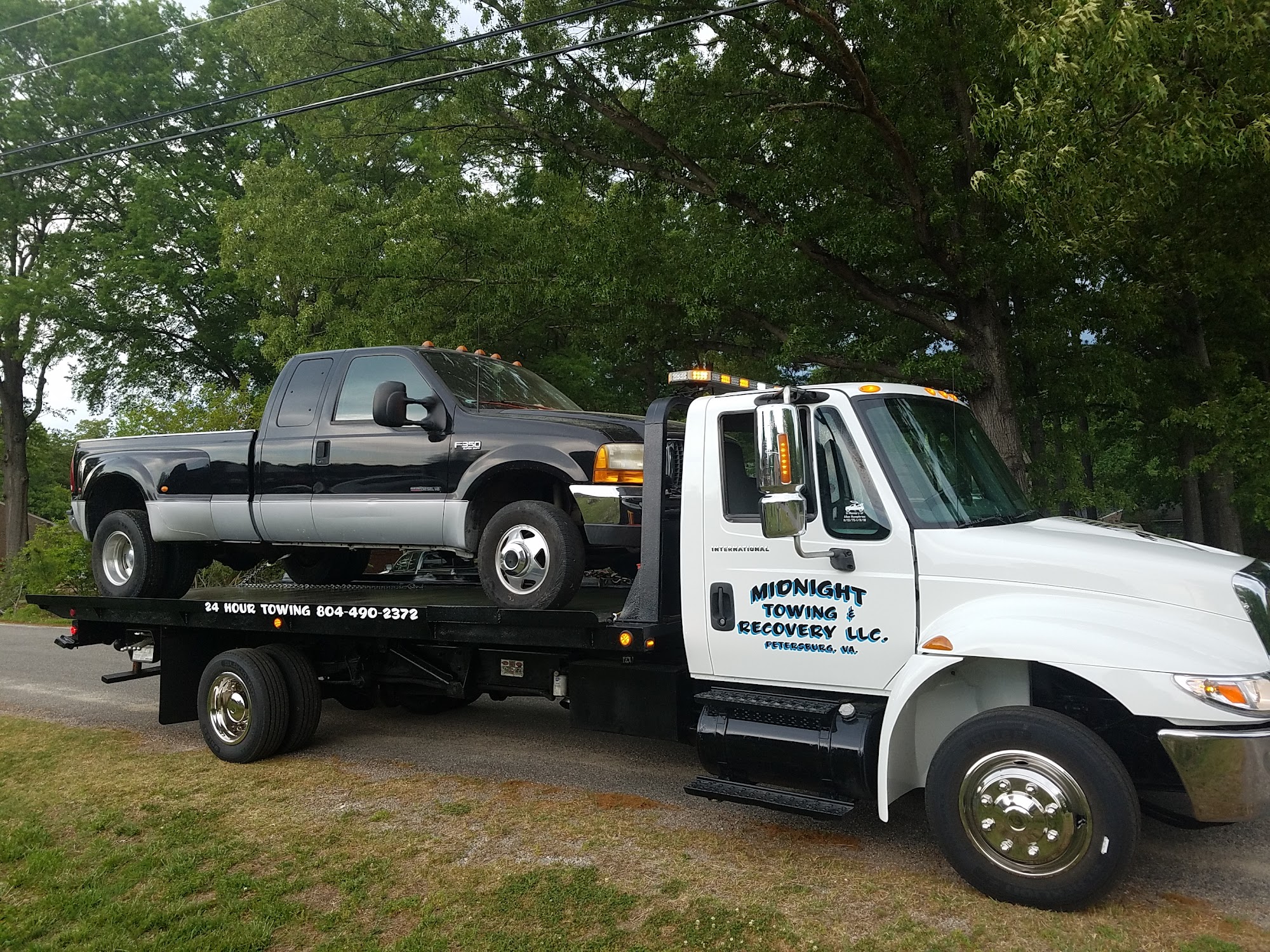 Midnight Towing & Recovery LLC
