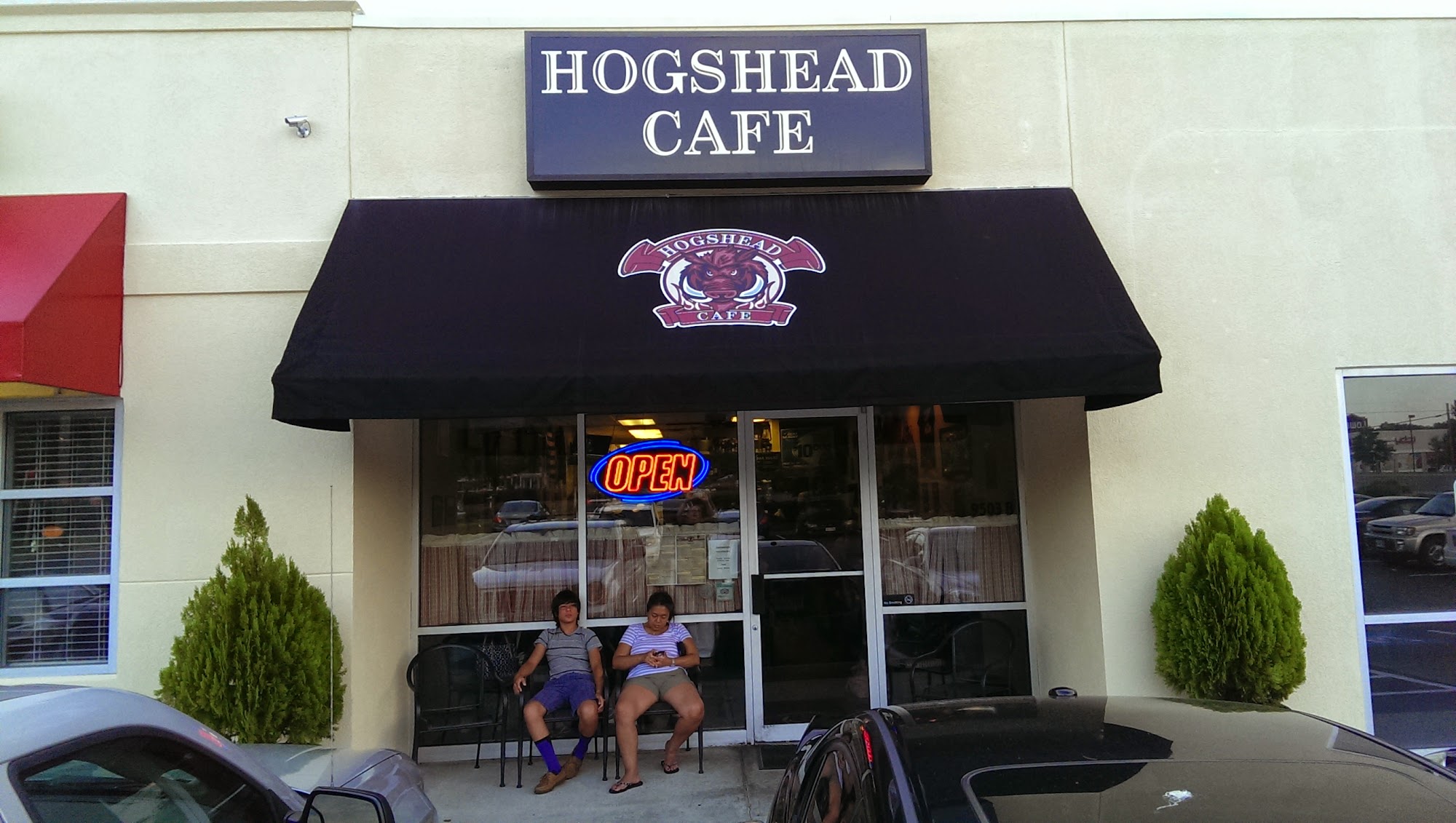 HogsHead Cafe