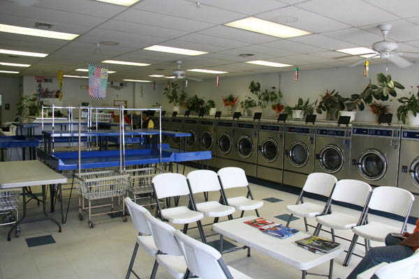 Castlewood Coin Laundry