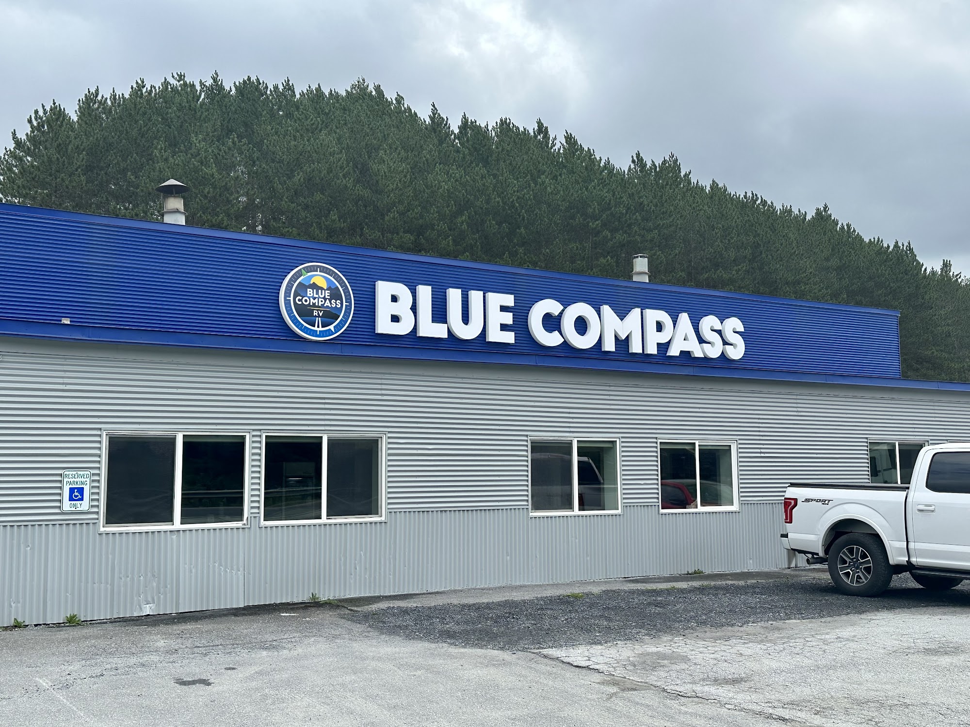 Blue Compass RV Vermont (RV One)