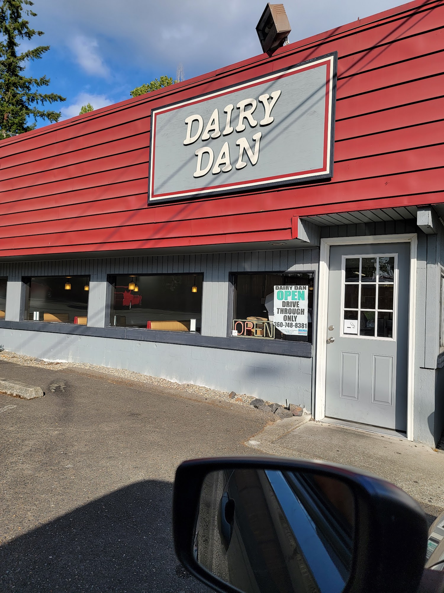 Dairy Dan Drive-In