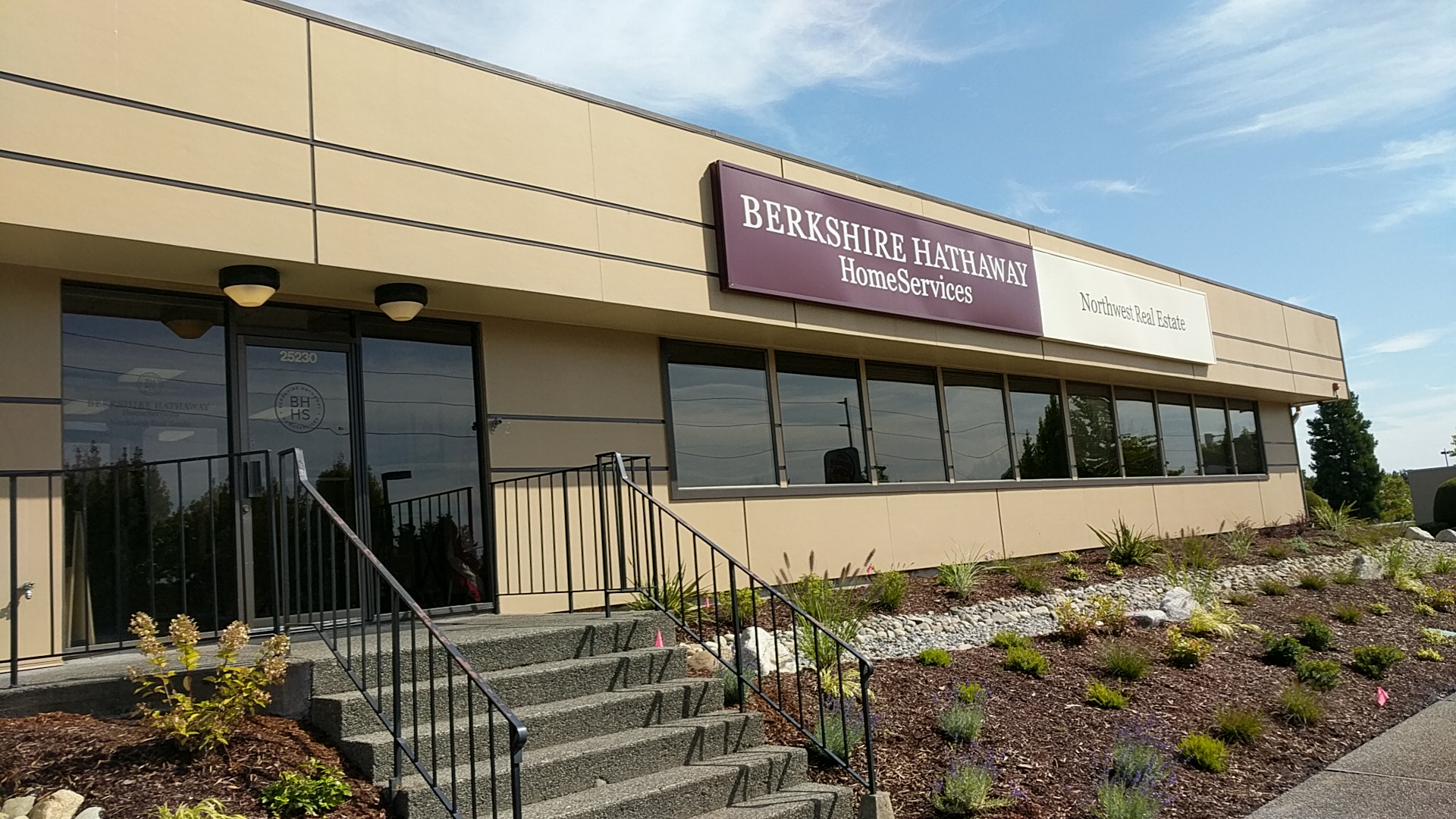 Berkshire Hathaway HomeServices Northwest Real Estate Kent Office